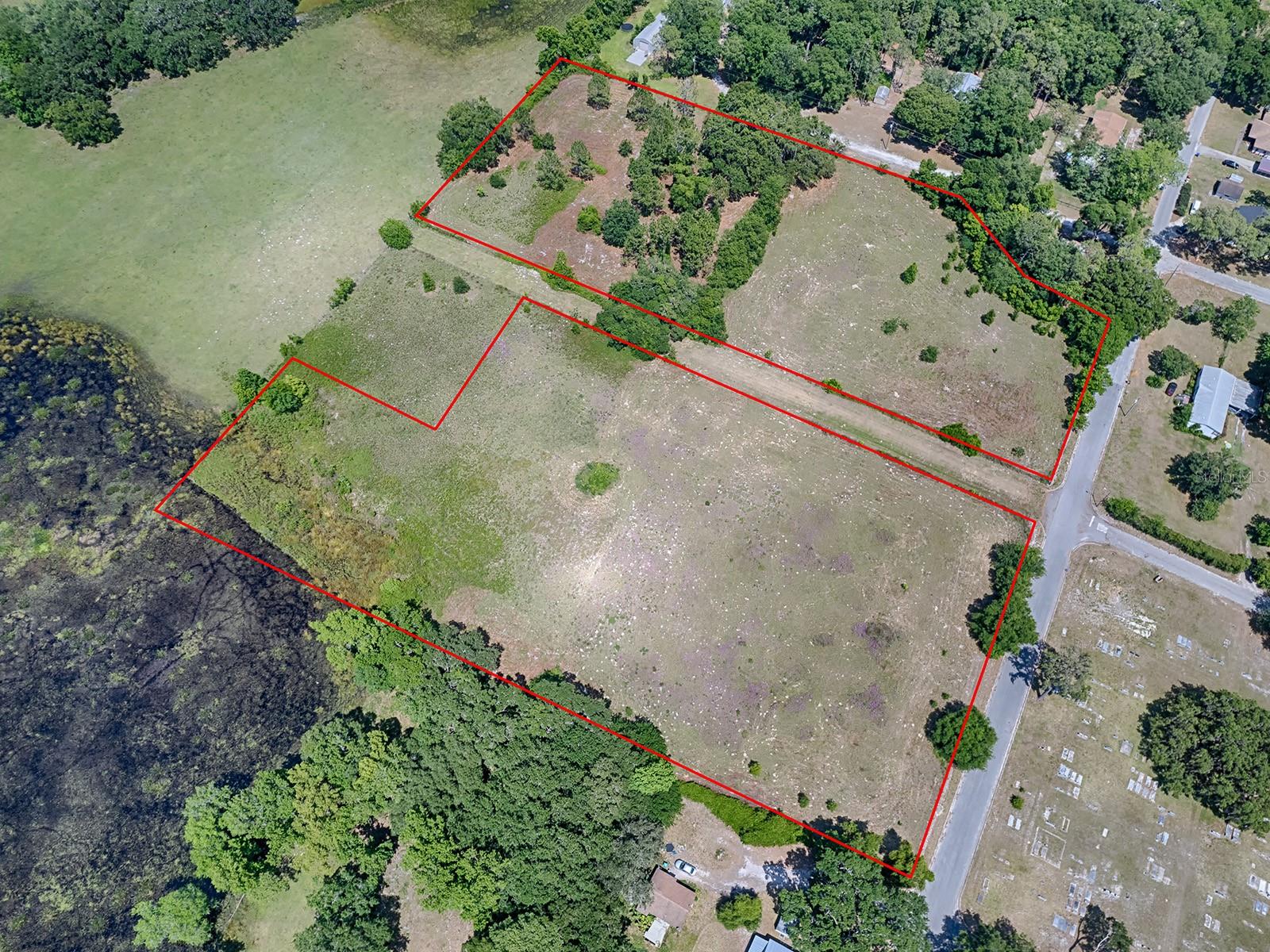 CENTER HILL NEW - Land
