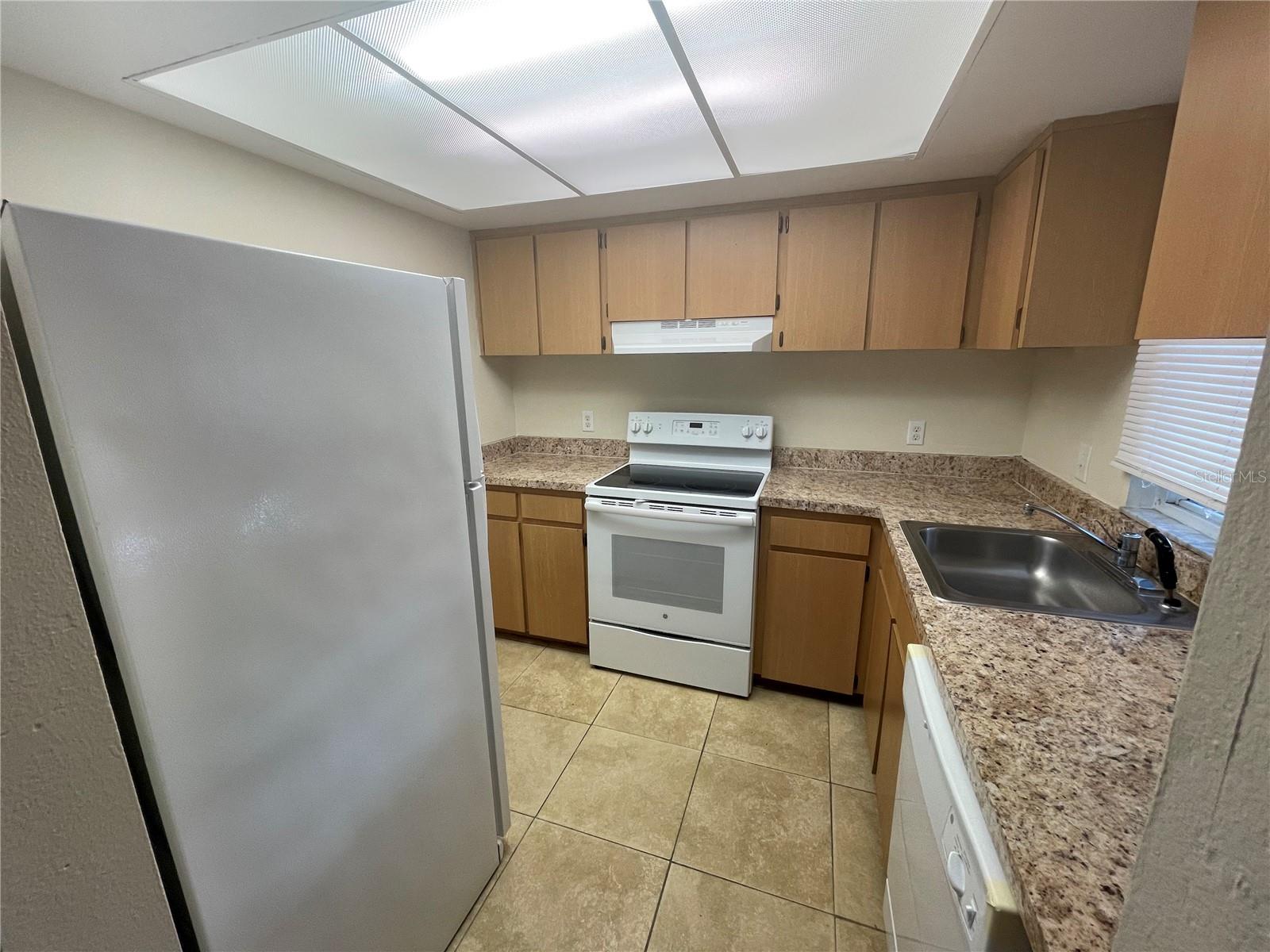 SILVER DOWNS UN F 102 - Residential