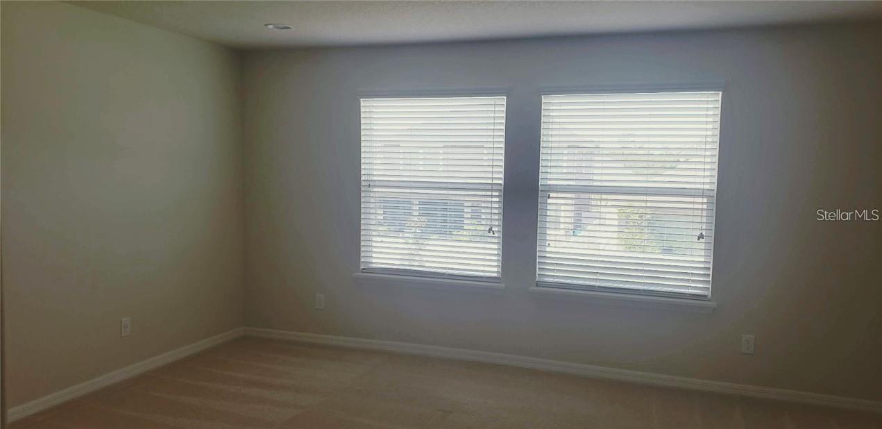 RANDAL PARK - Residential Lease