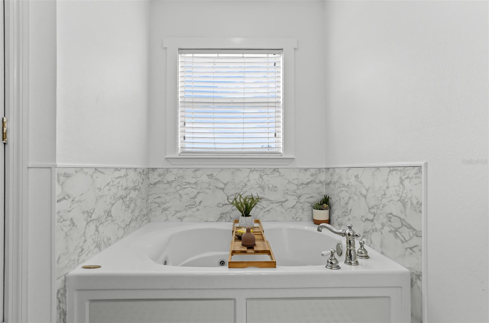 ABRAHAM ACRES - Residential