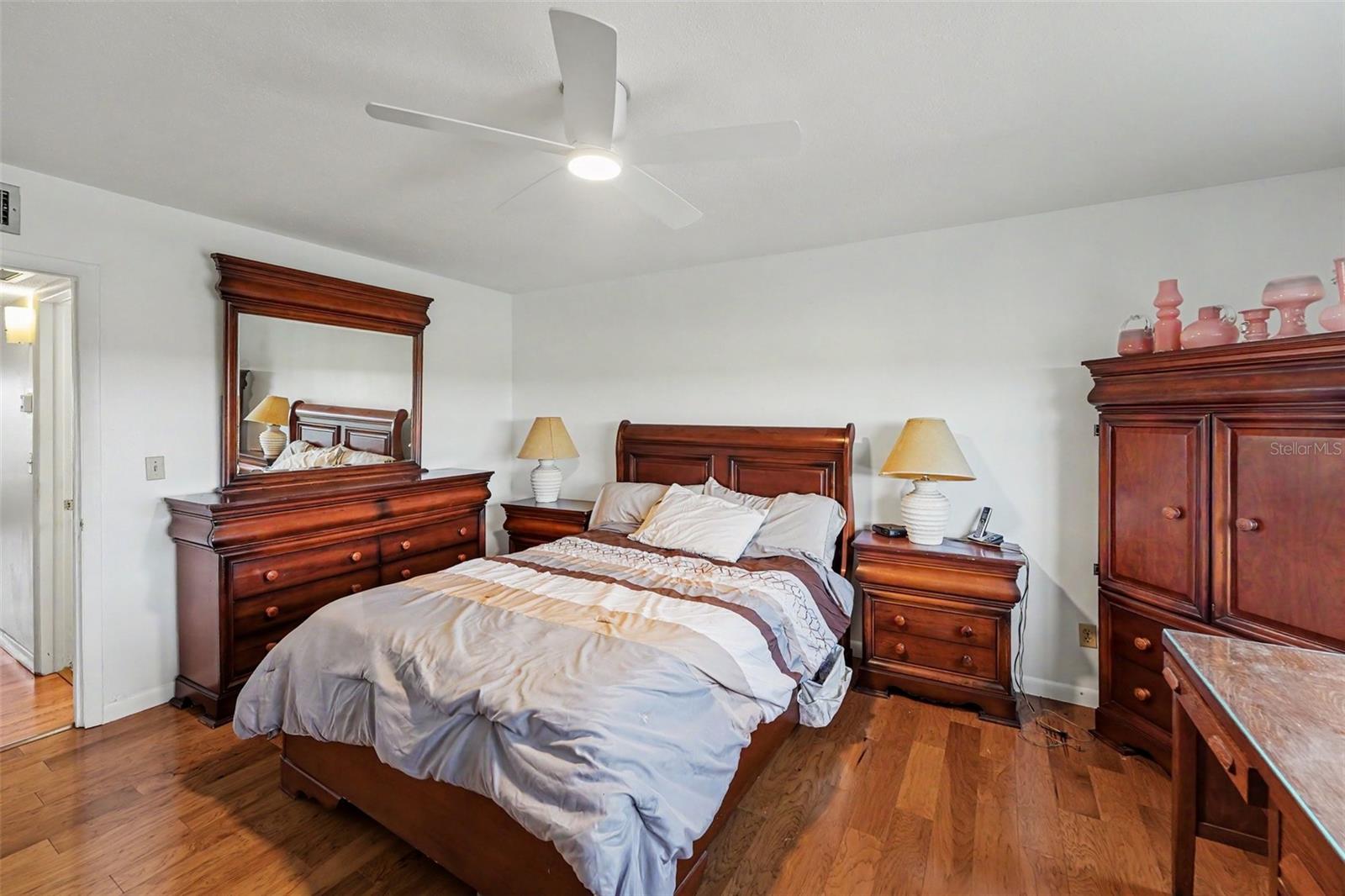 KALMIA CONDO - Residential