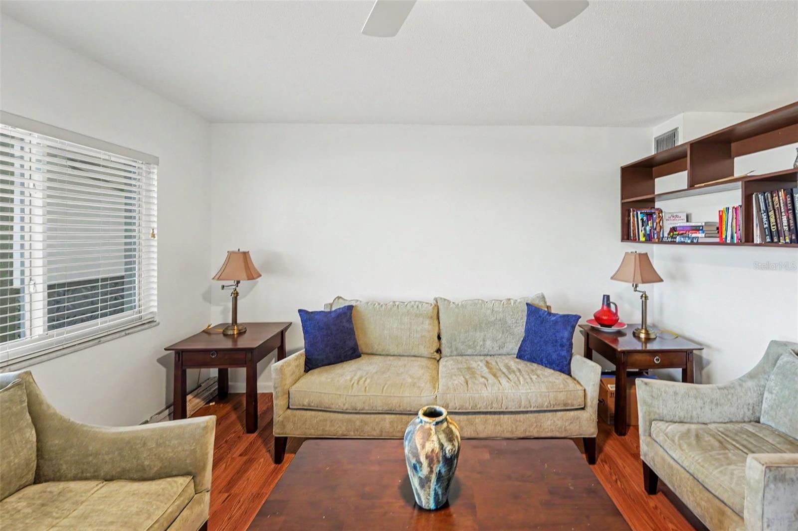 KALMIA CONDO - Residential