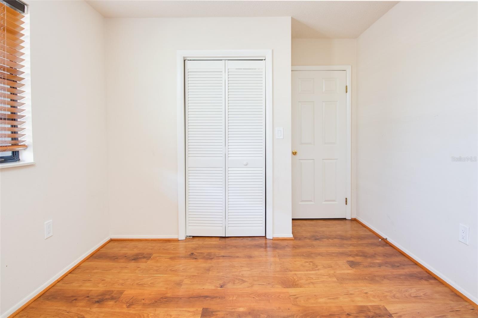 ZEHRCREST HEIGHTS - Residential Lease