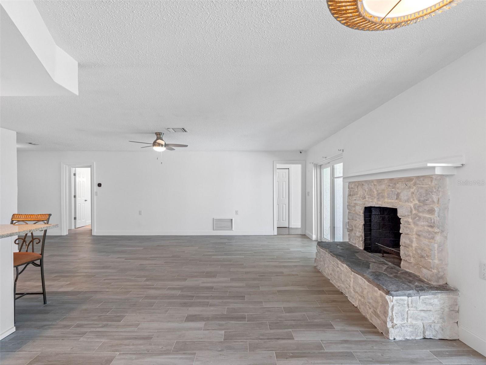 CRYSTAL ISLAND 2ND ADD - Residential
