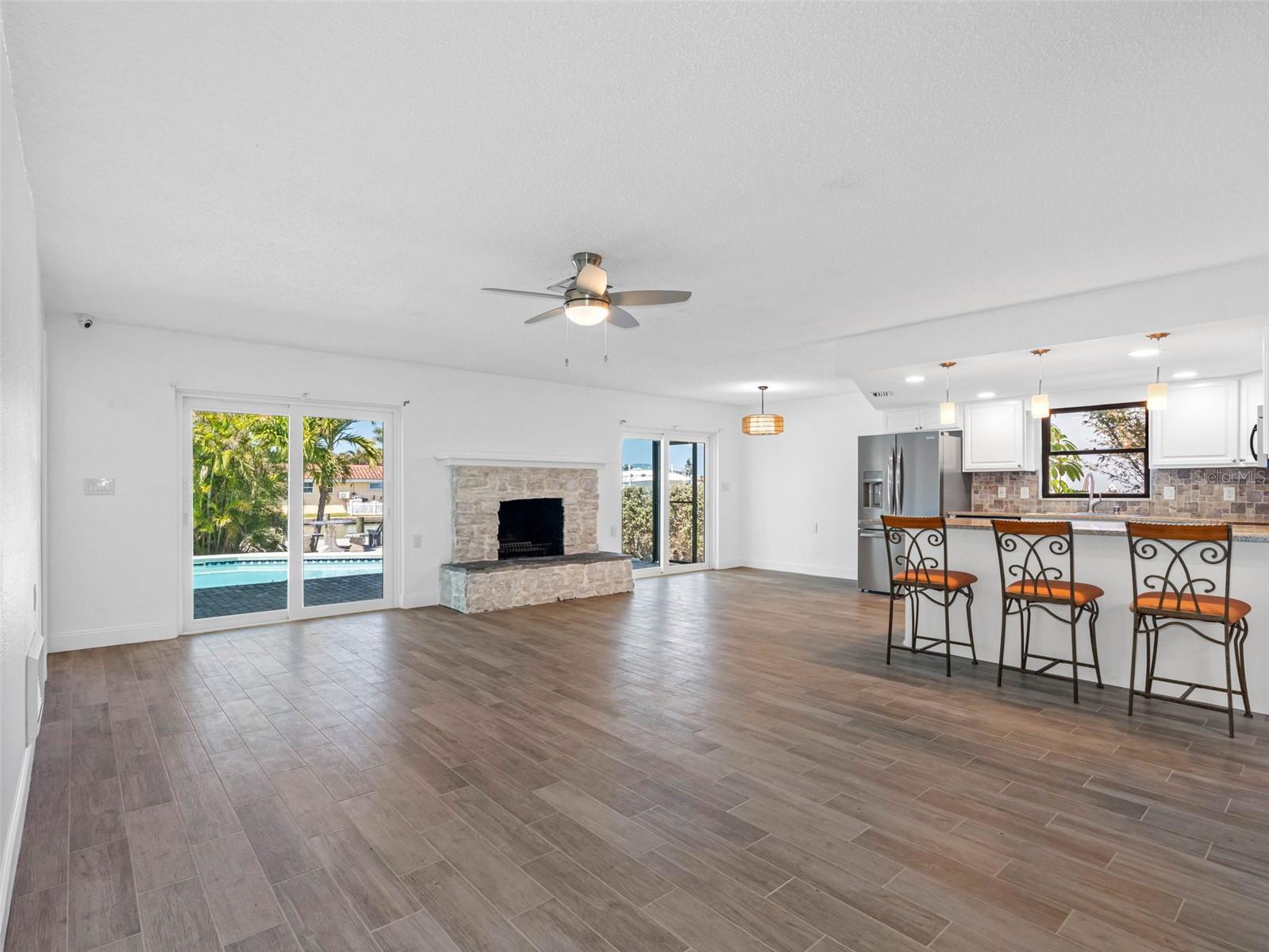 CRYSTAL ISLAND 2ND ADD - Residential