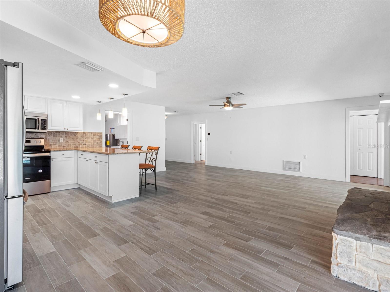 CRYSTAL ISLAND 2ND ADD - Residential