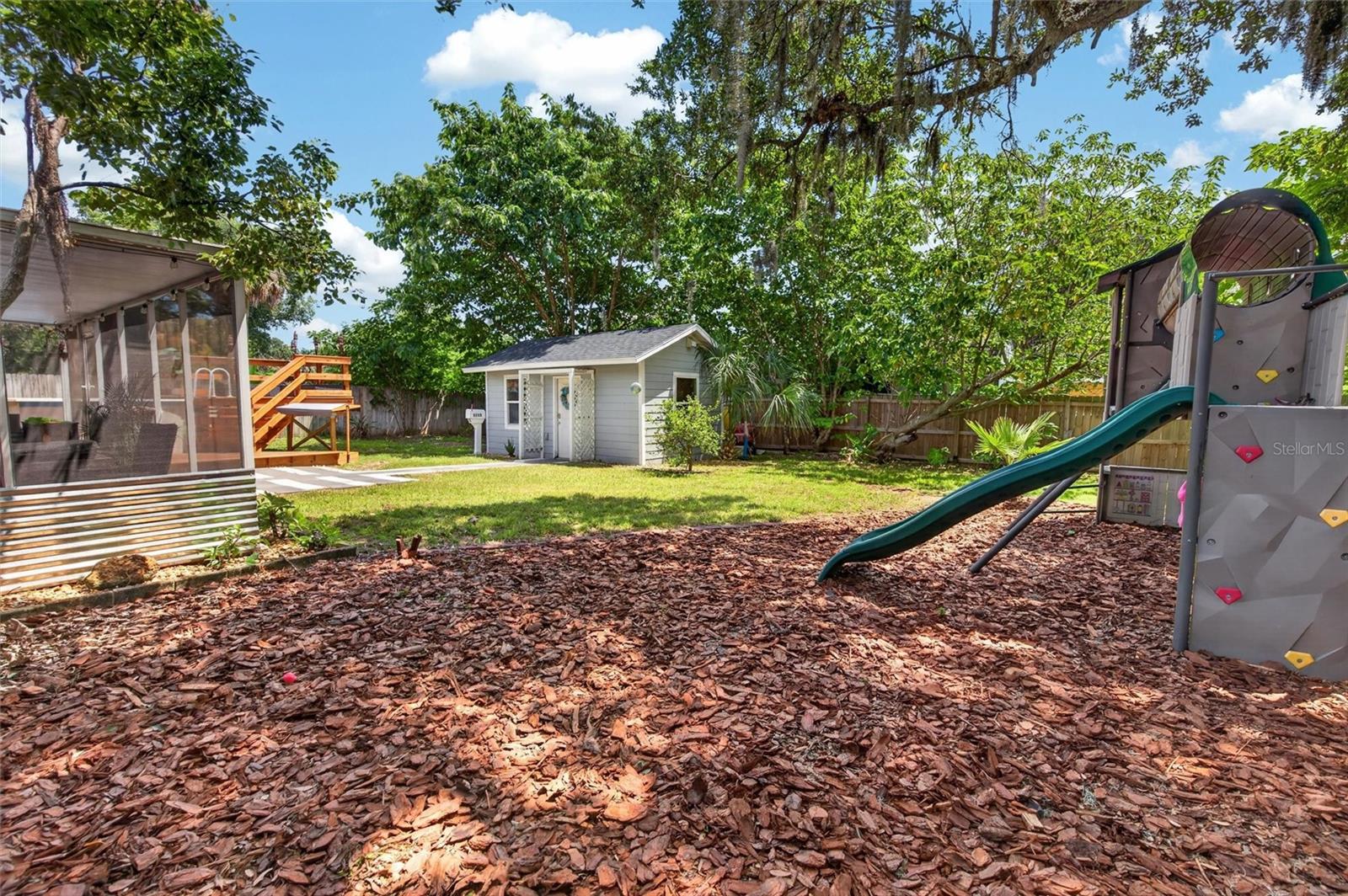 SHOTWELLS JUNGLE GARDEN - Residential