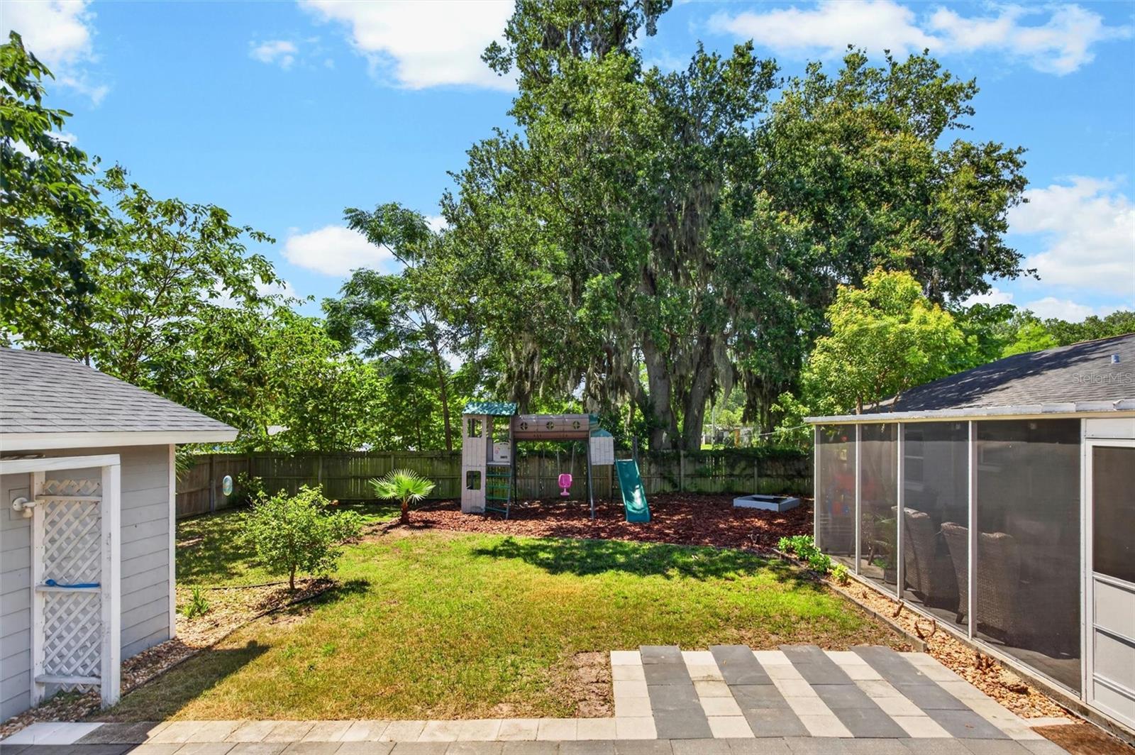 SHOTWELLS JUNGLE GARDEN - Residential