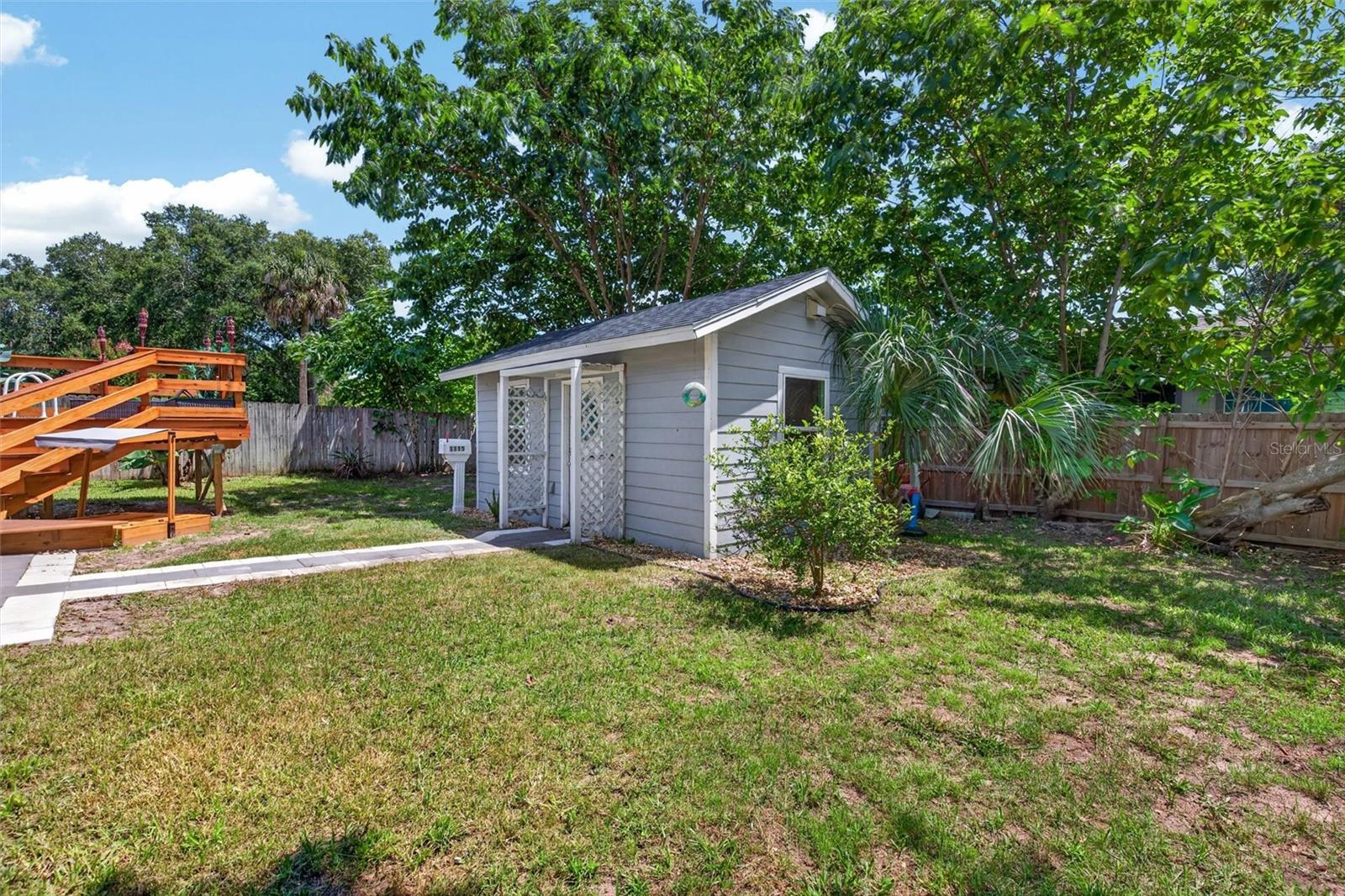 SHOTWELLS JUNGLE GARDEN - Residential
