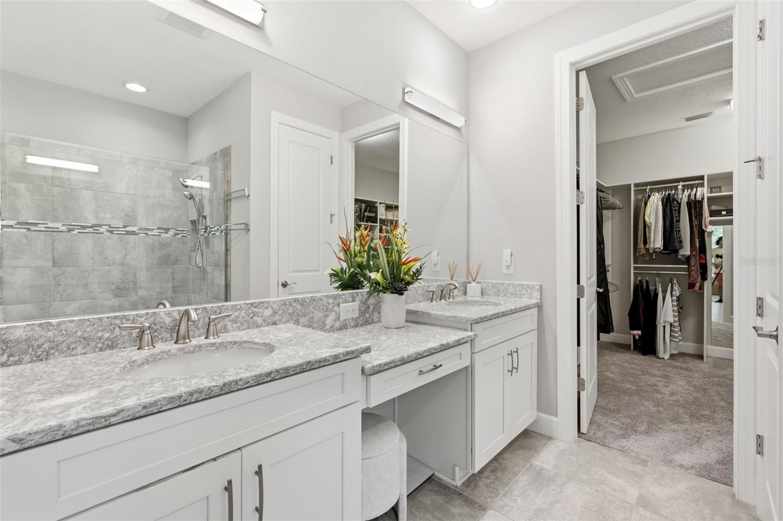 ARTISAN LAKES ESPLANADE PHASE III SP A-E - Residential