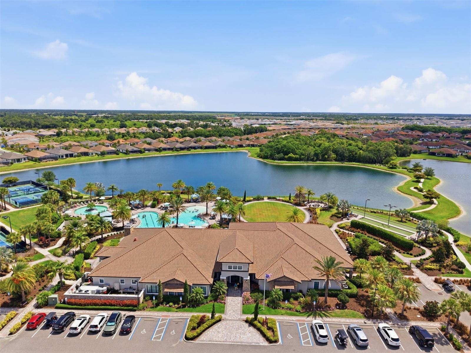 ARTISAN LAKES ESPLANADE PHASE III SP A-E - Residential