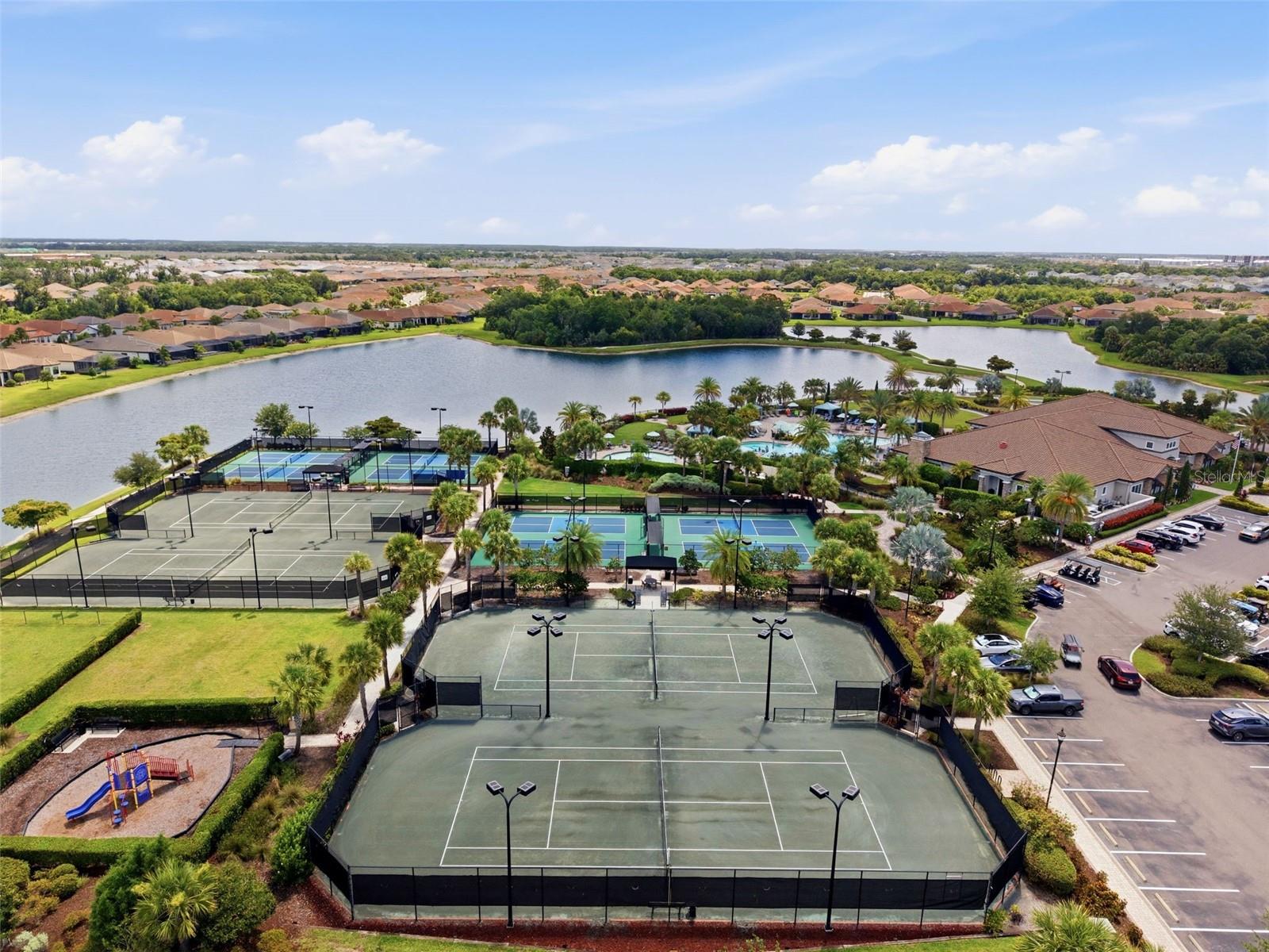 ARTISAN LAKES ESPLANADE PHASE III SP A-E - Residential