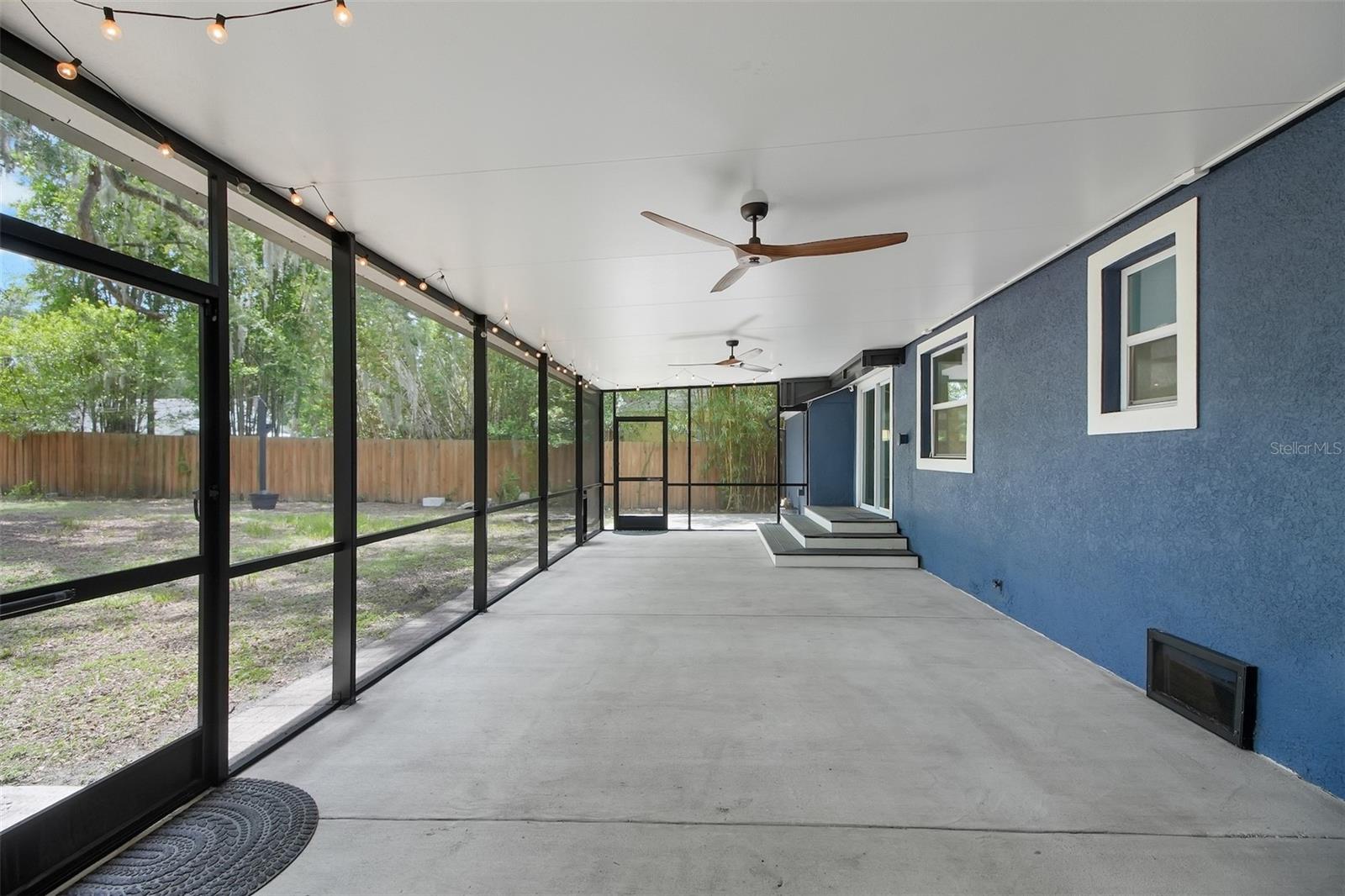FRST MANOR - Residential