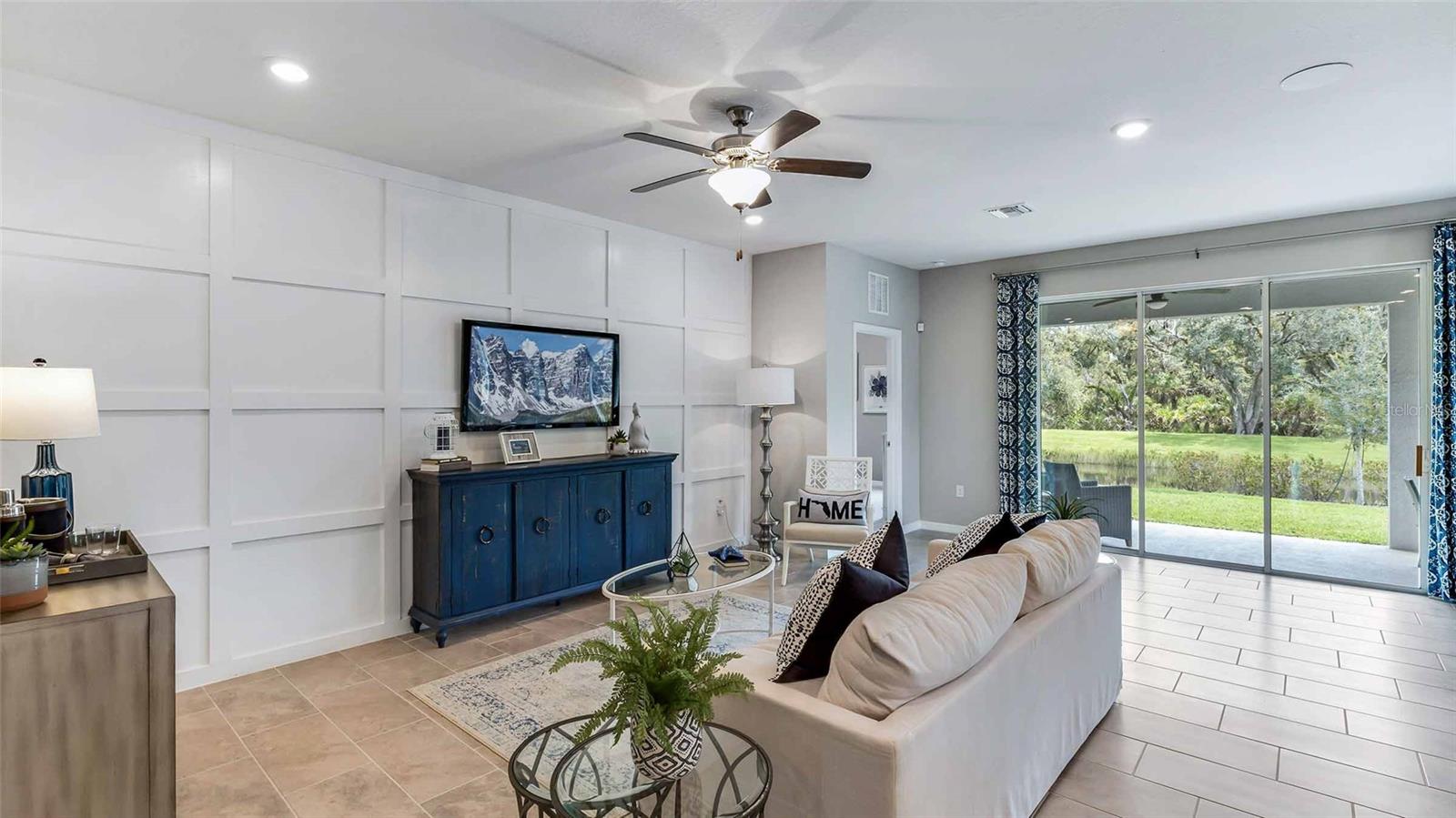 MANGROVE MANOR - Residential