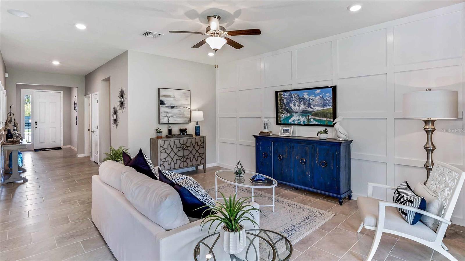 MANGROVE MANOR - Residential