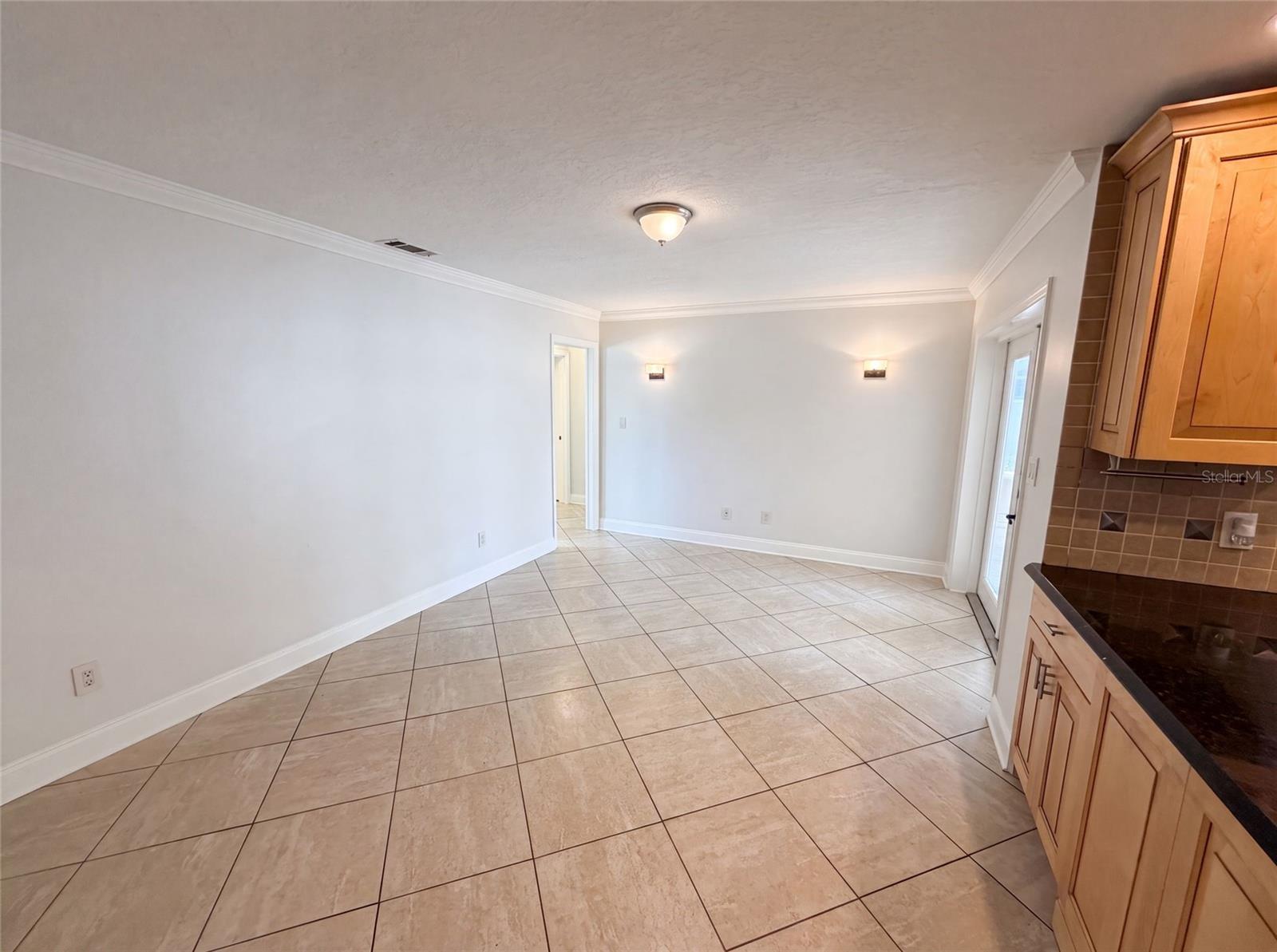 EASTBROOK SUB UNIT 16 - Residential