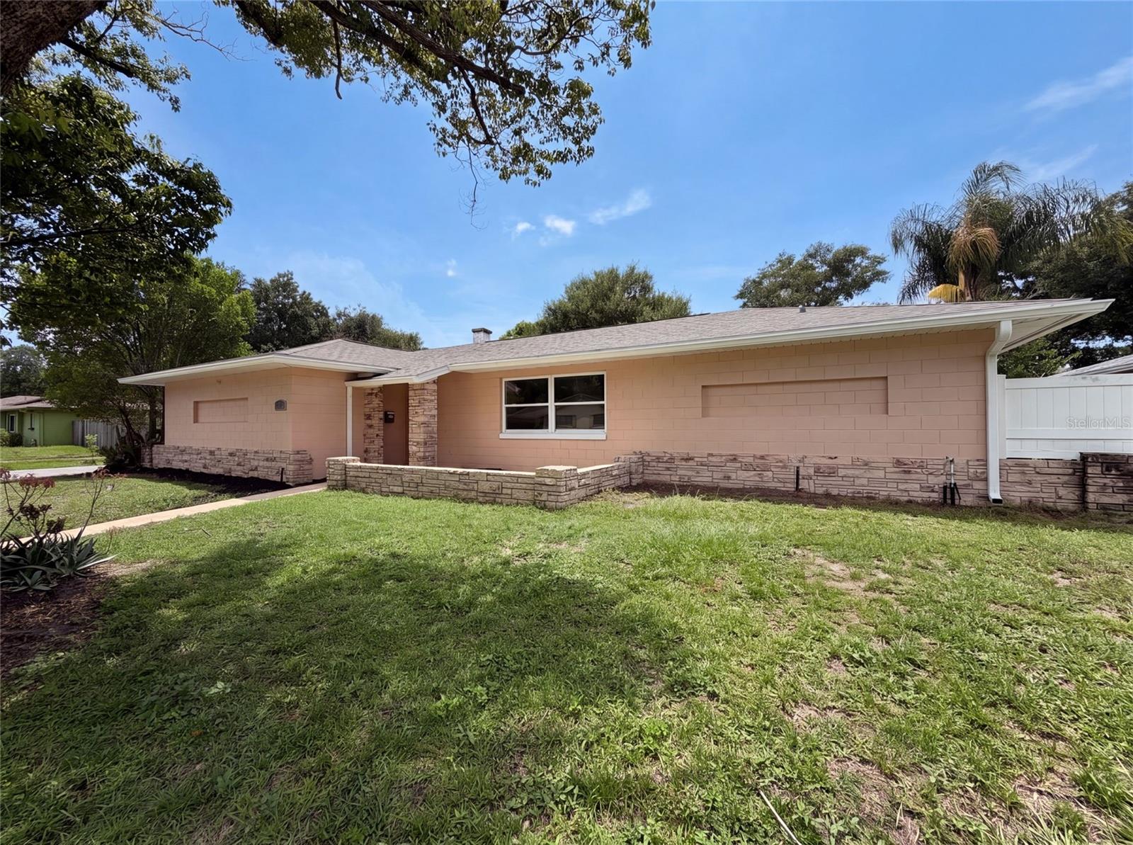 EASTBROOK SUB UNIT 16 - Residential