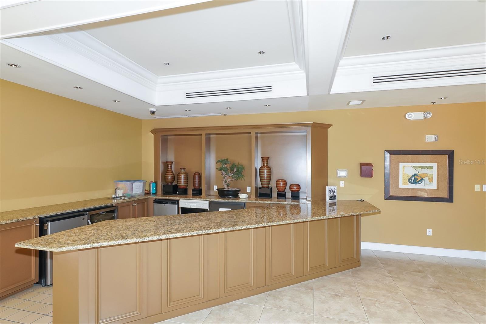 GRAND BAY 1 - Residential Lease