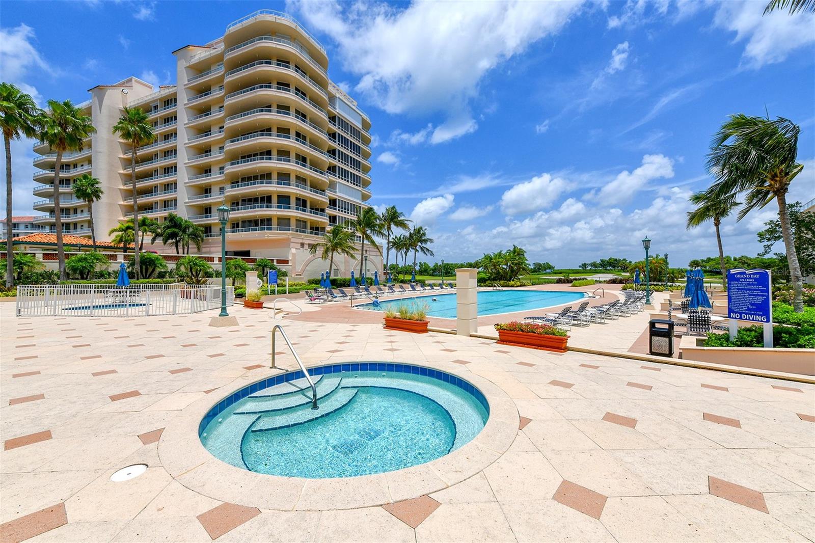 GRAND BAY 1 - Residential Lease