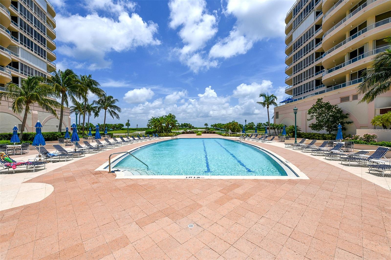 GRAND BAY 1 - Residential Lease