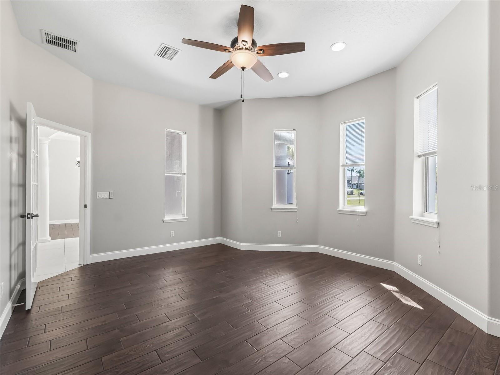 ORANGEWOOD SHORES - Residential