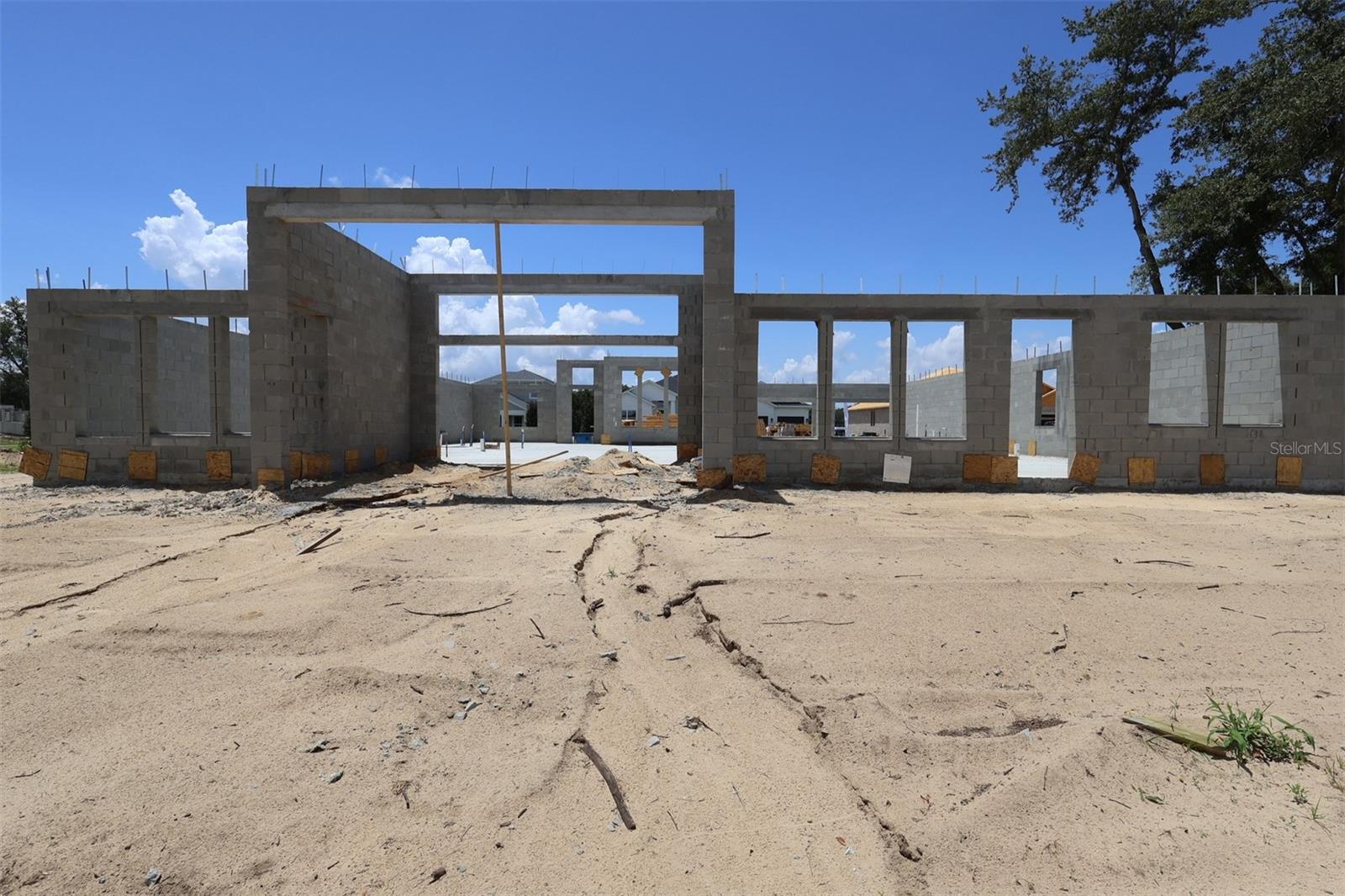 WILLOW RUN - Residential