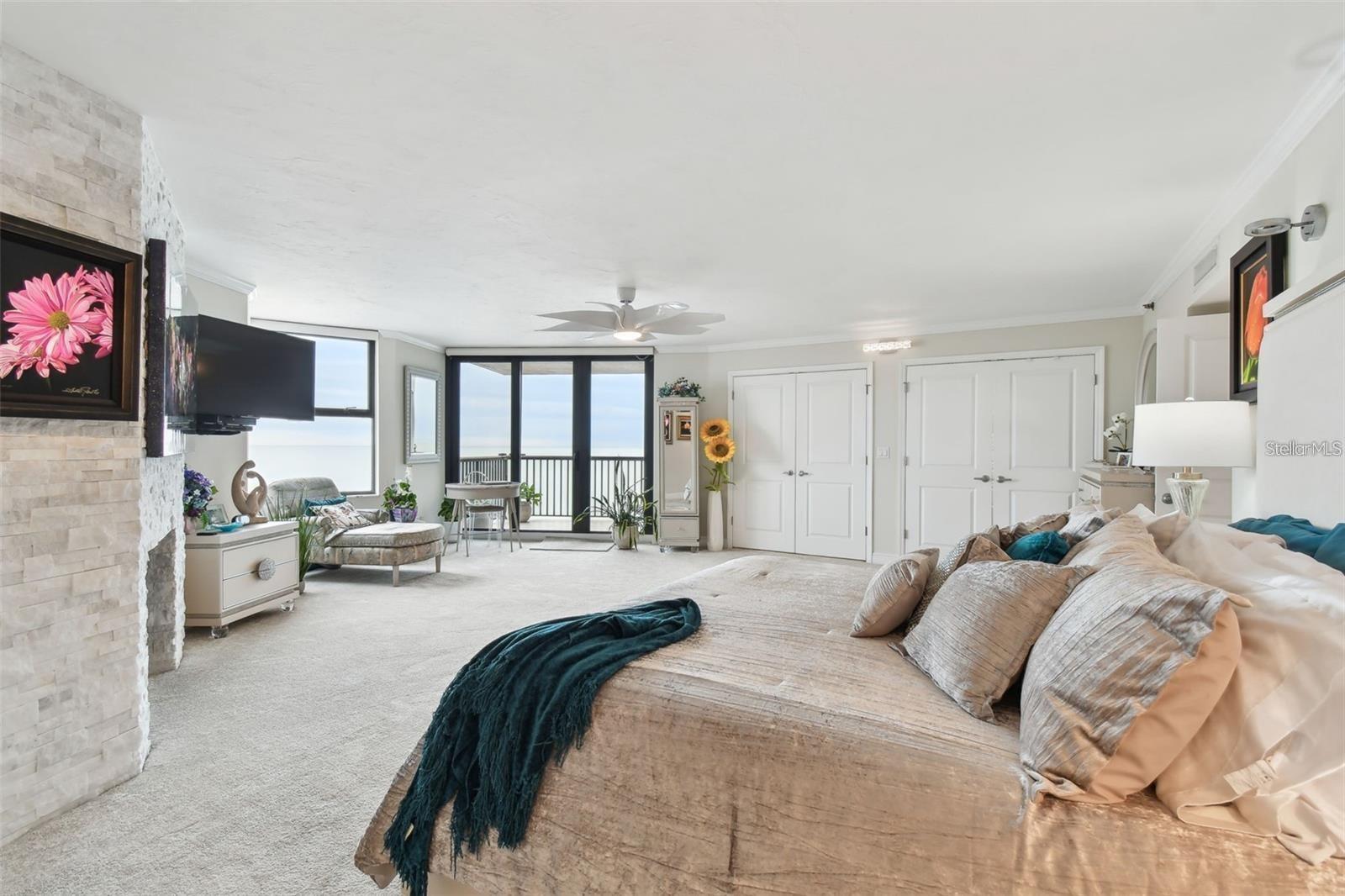 DANS ISLAND ON SAND KEY CONDO - Residential