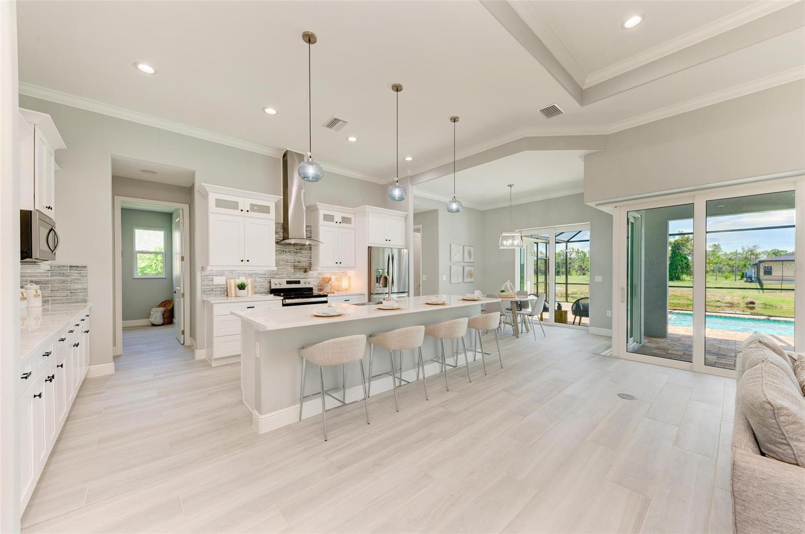ROTONDA WEST LONG MEADOW - Residential