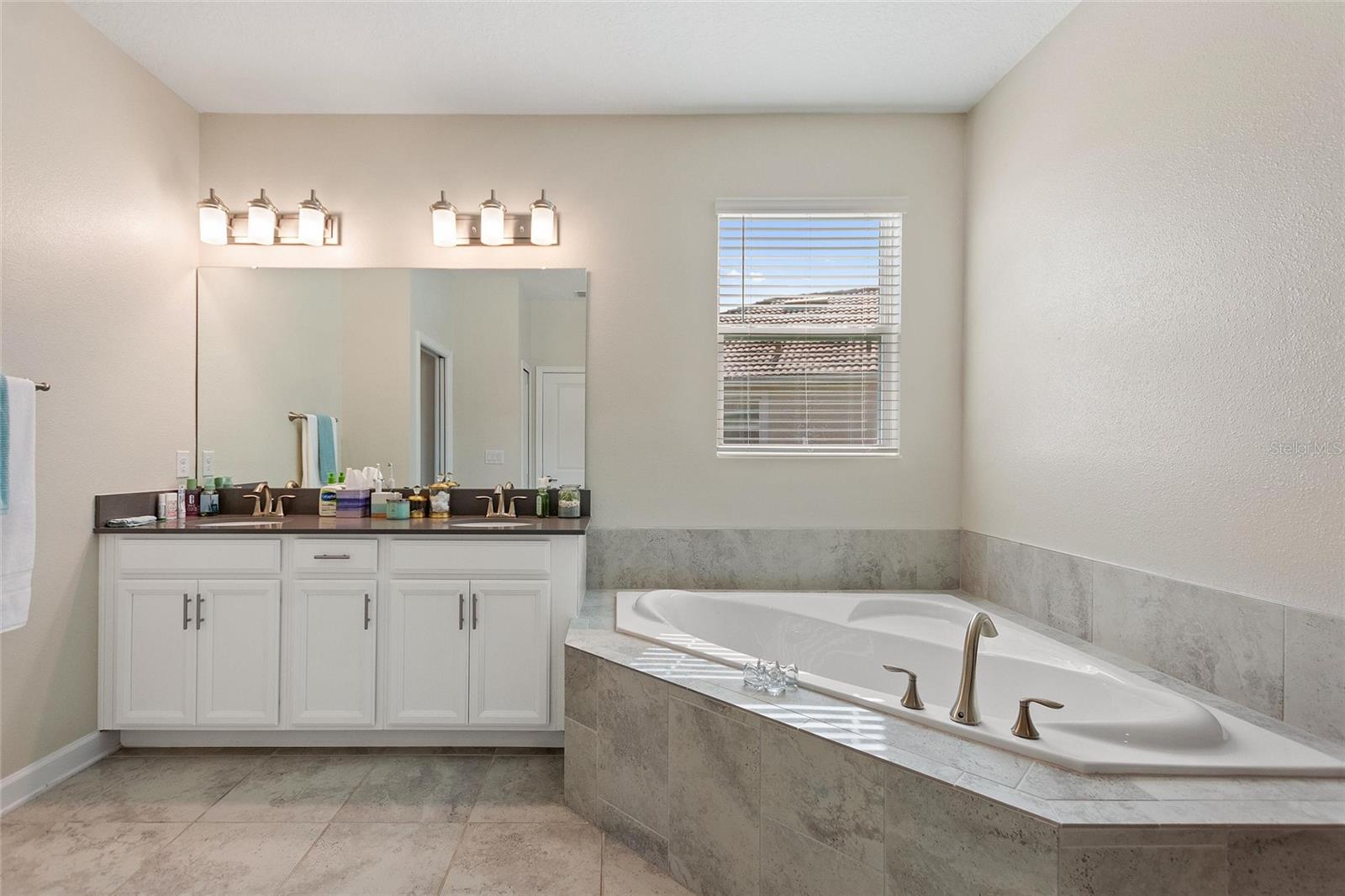 STONEYBROOK SOUTH NORTH PCL-PH - Residential
