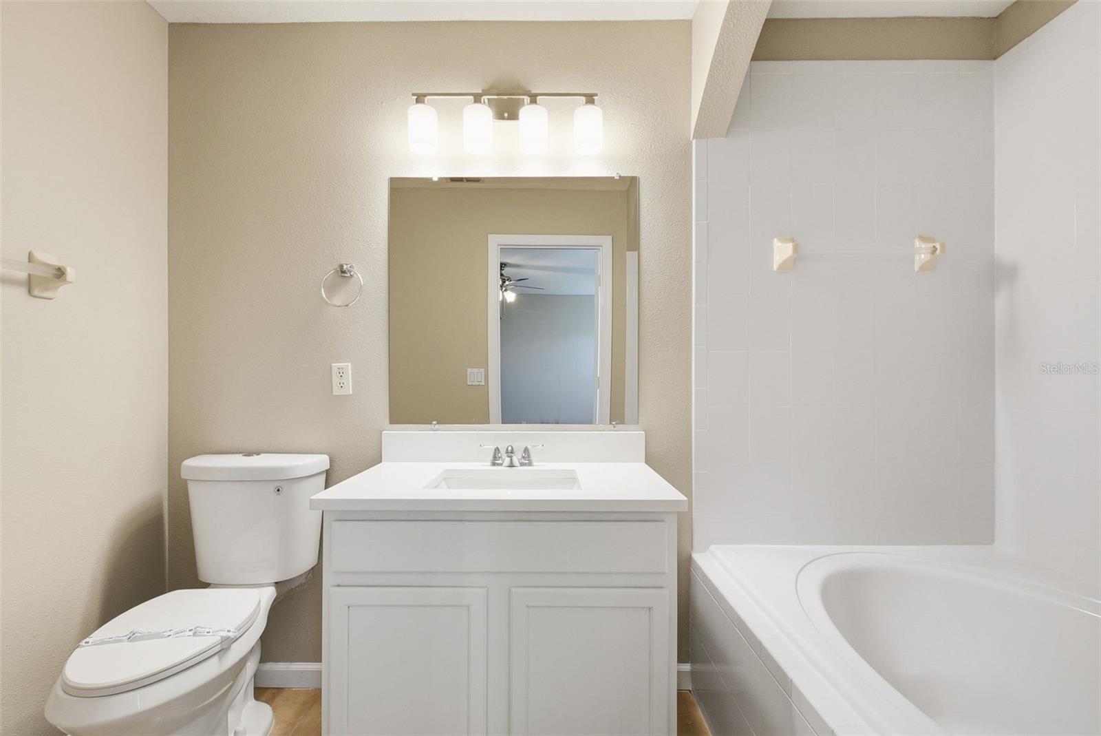 TIMBER POINTE PH 02 - Residential