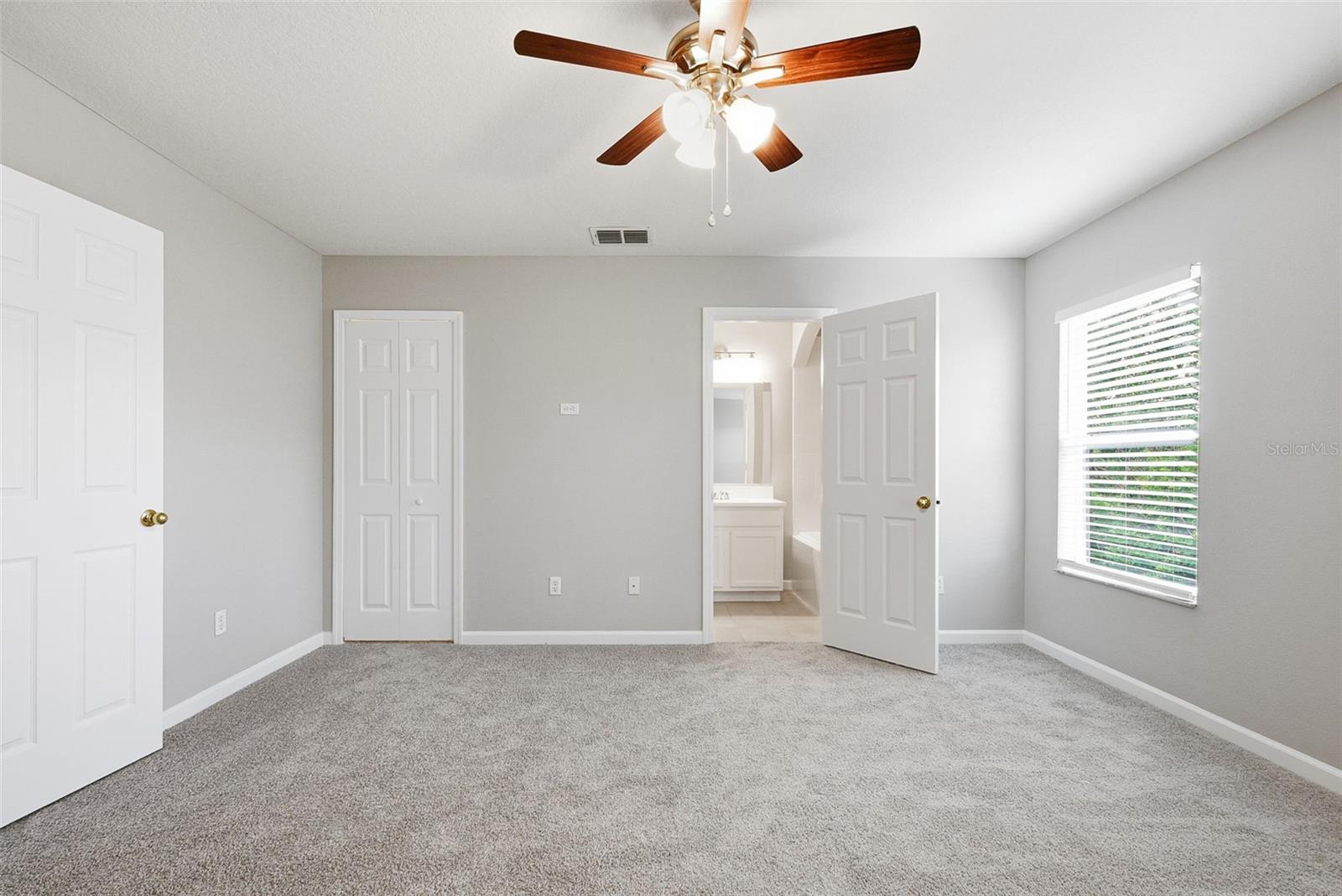 TIMBER POINTE PH 02 - Residential