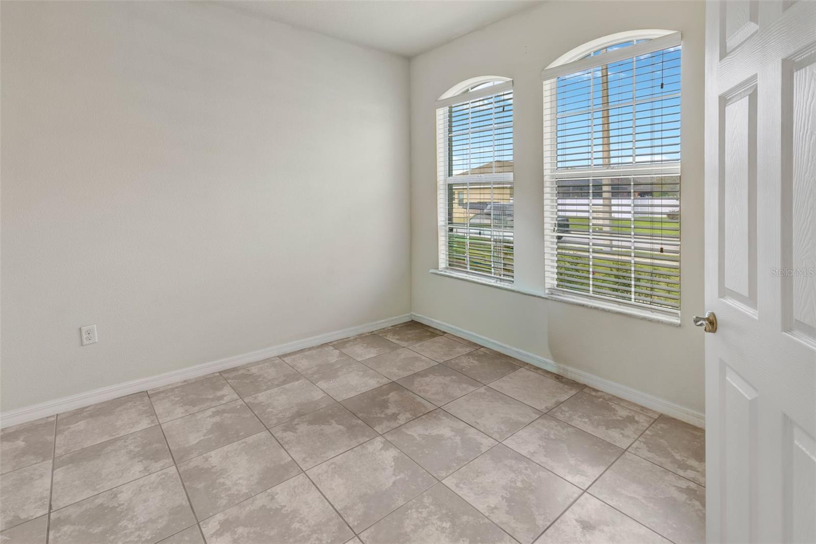 WALDEN POINTE - Residential