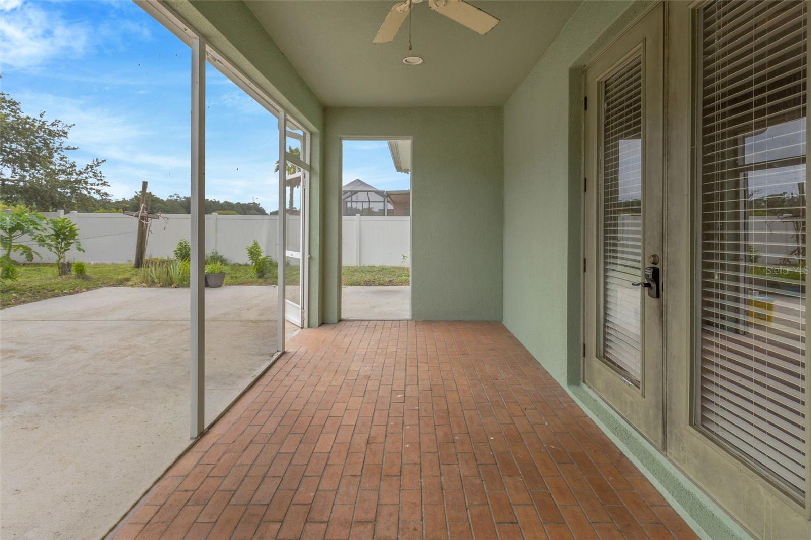 WALDEN POINTE - Residential