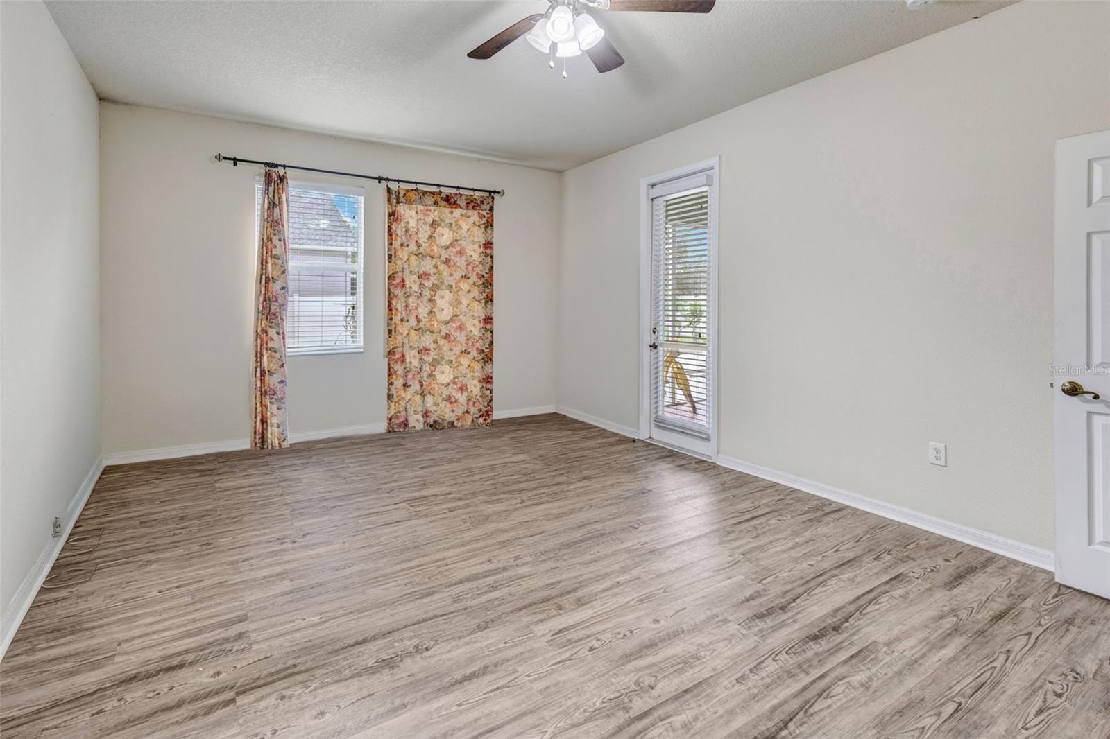 WALDEN POINTE - Residential
