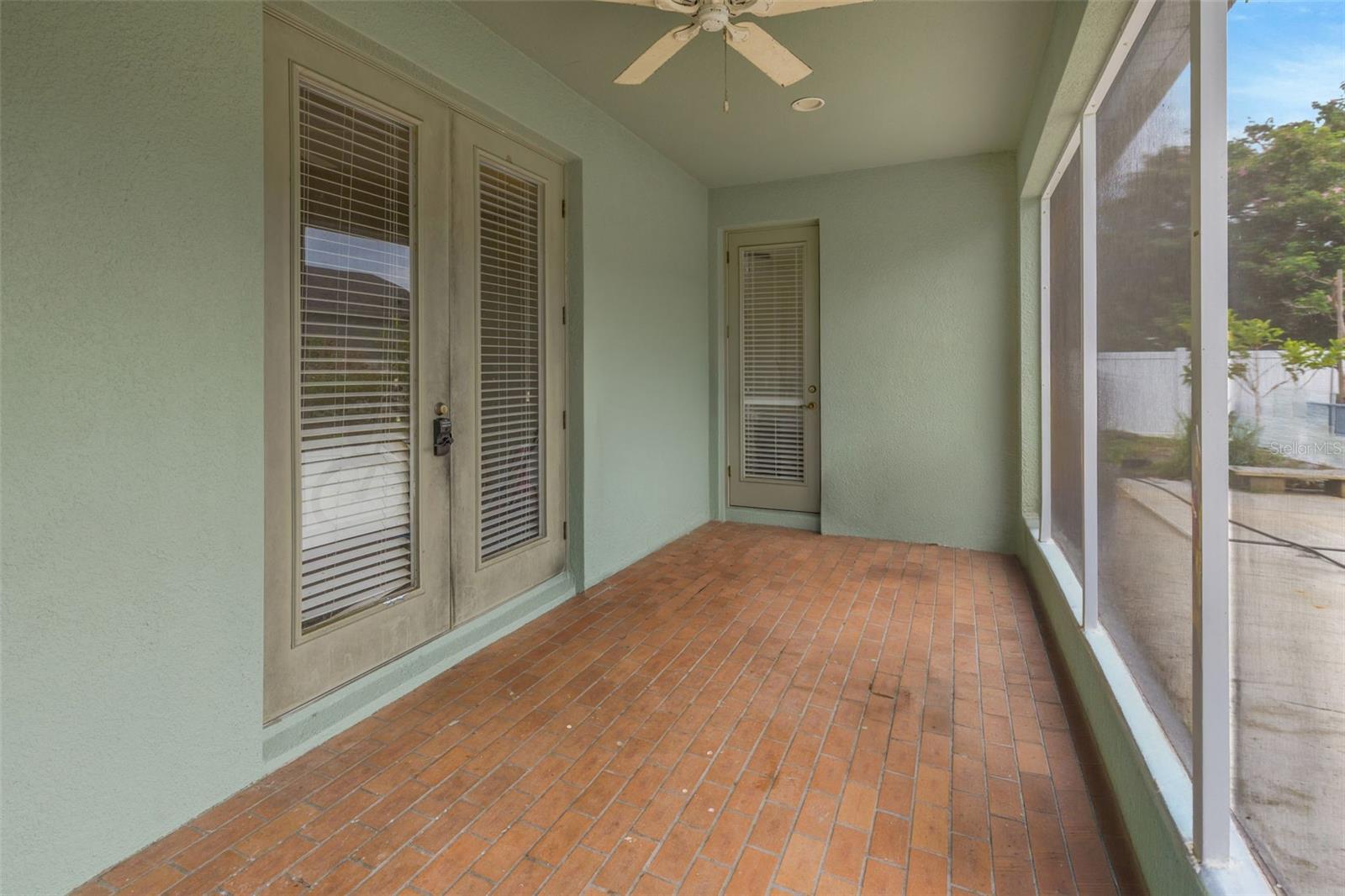 WALDEN POINTE - Residential
