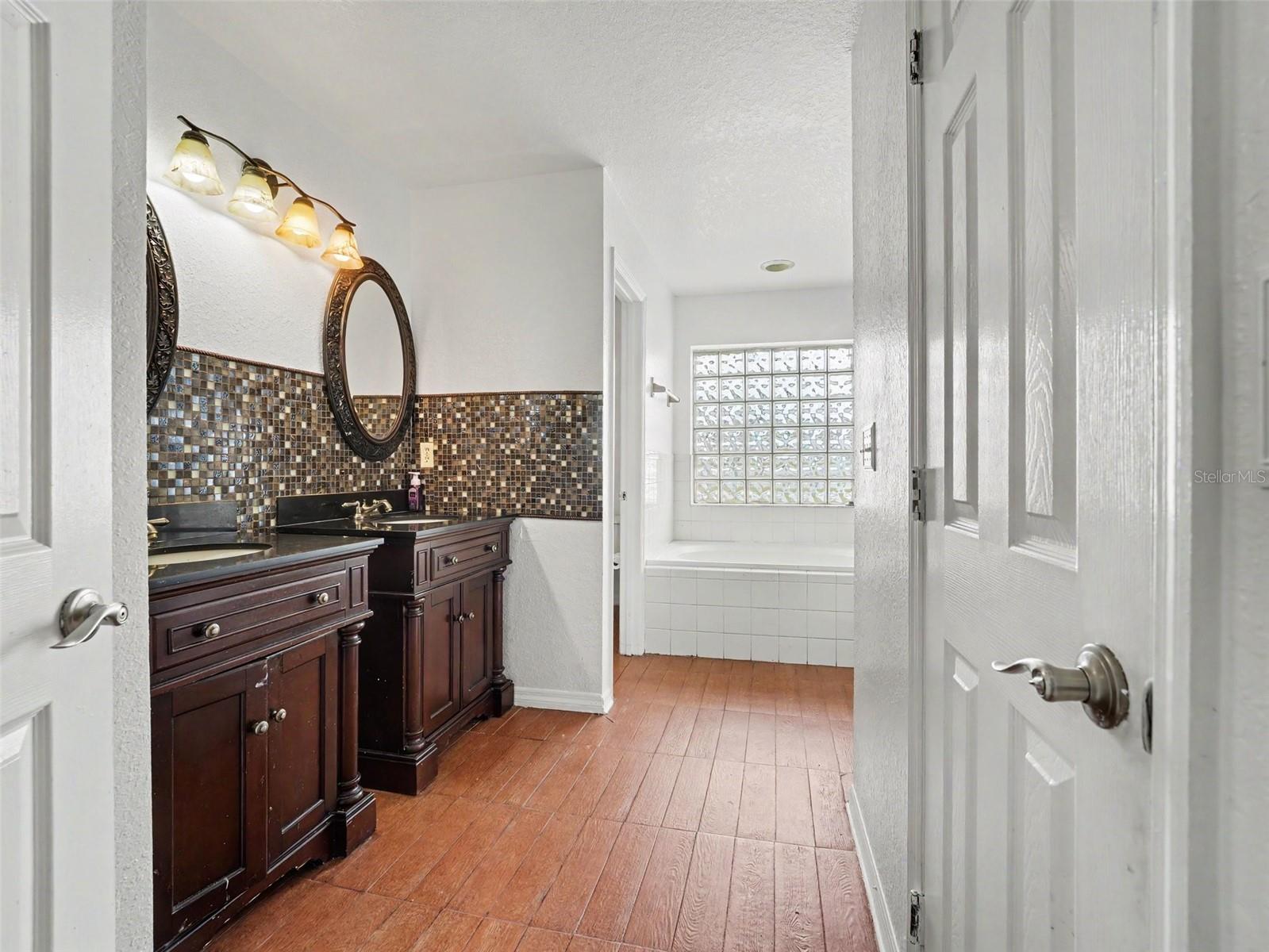 LAUREL MEADOWS PH 02 - Residential