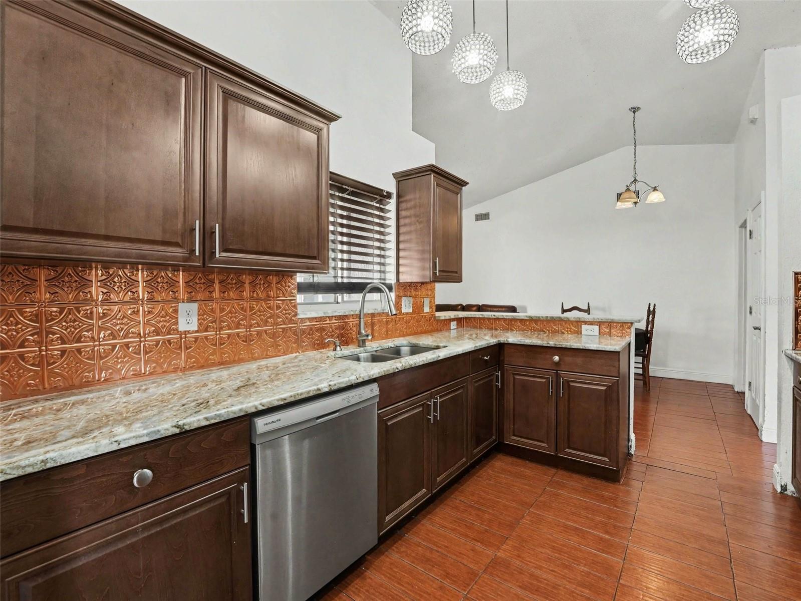 LAUREL MEADOWS PH 02 - Residential