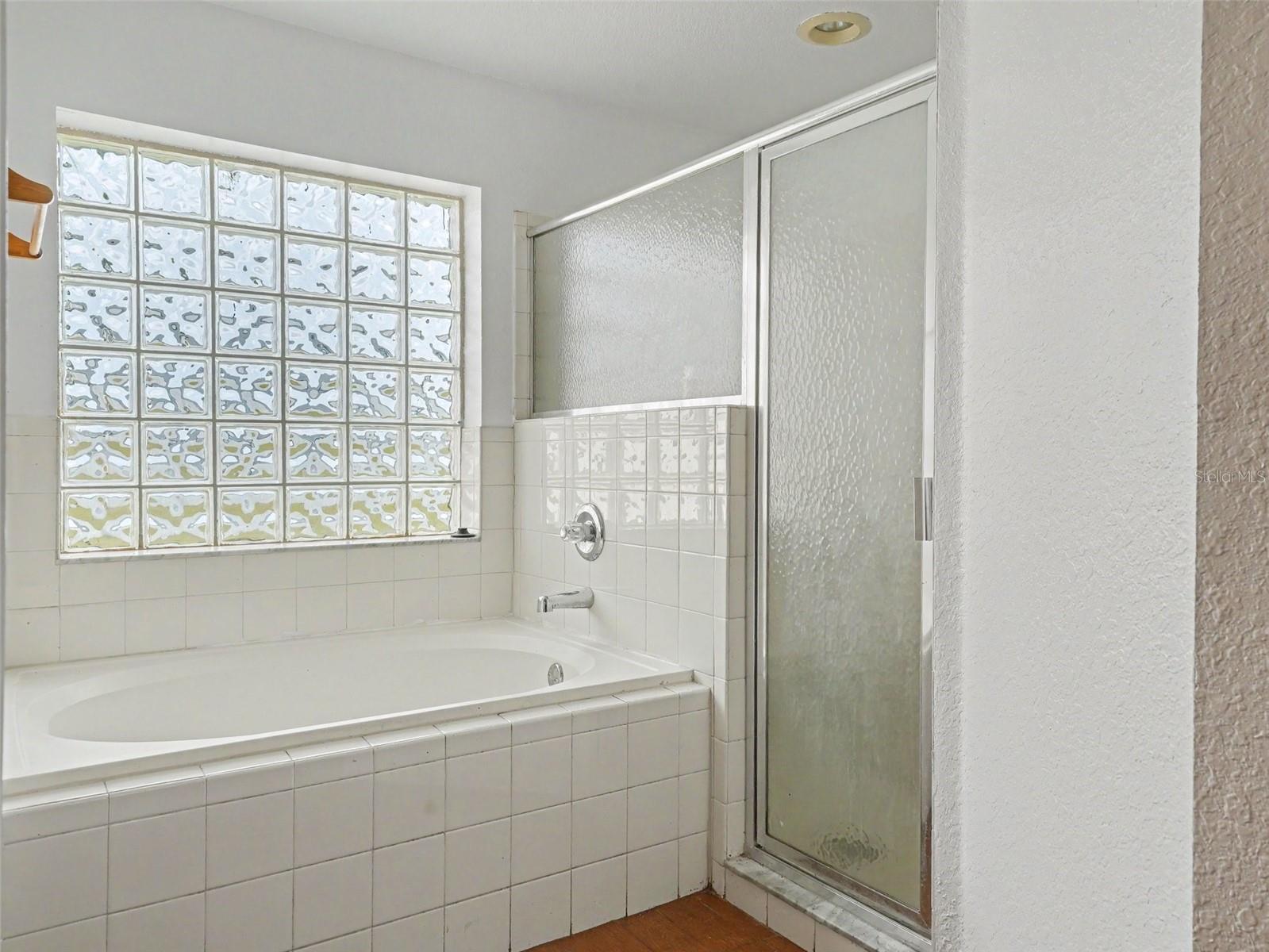 LAUREL MEADOWS PH 02 - Residential