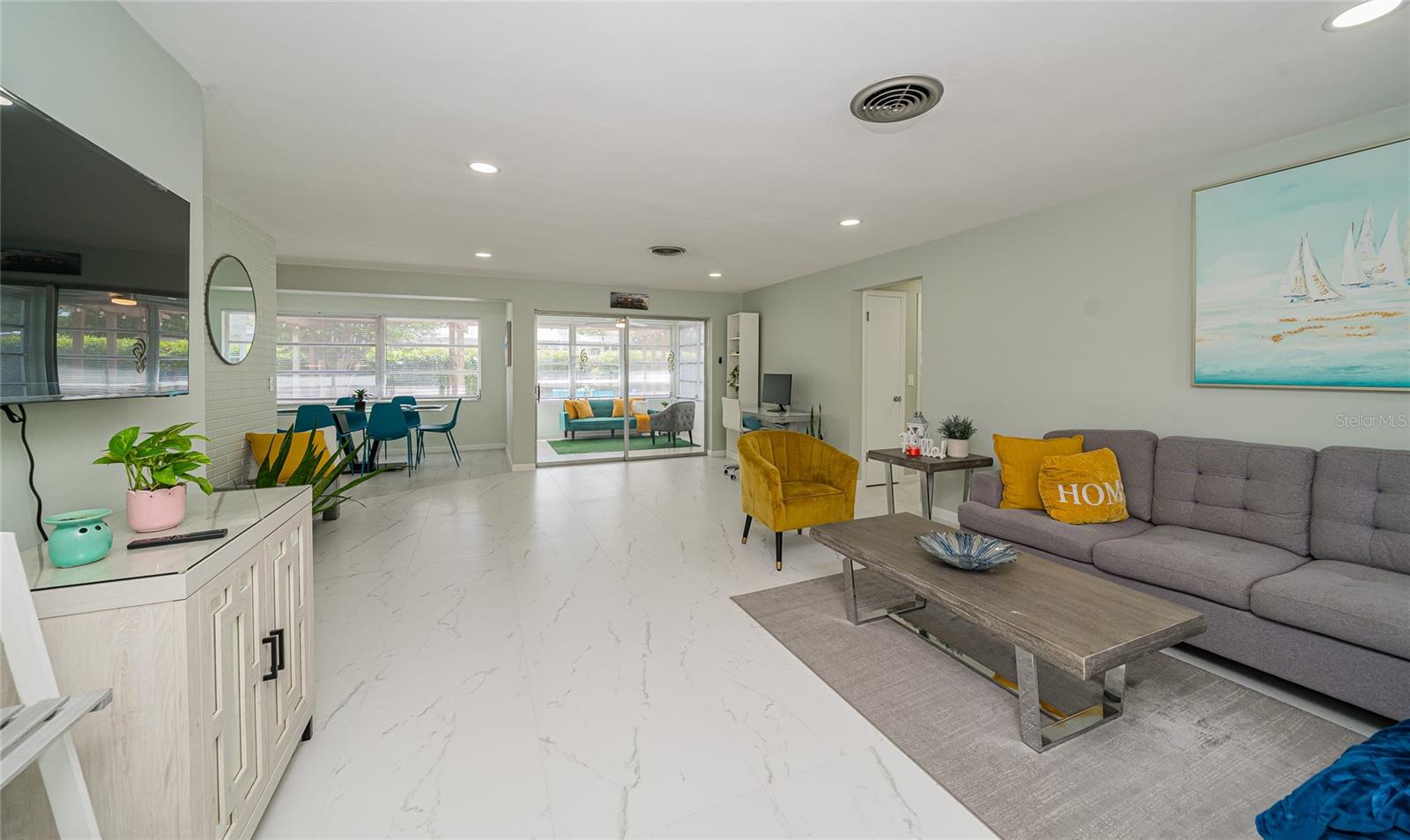 WINDSOR PARK - Residential
