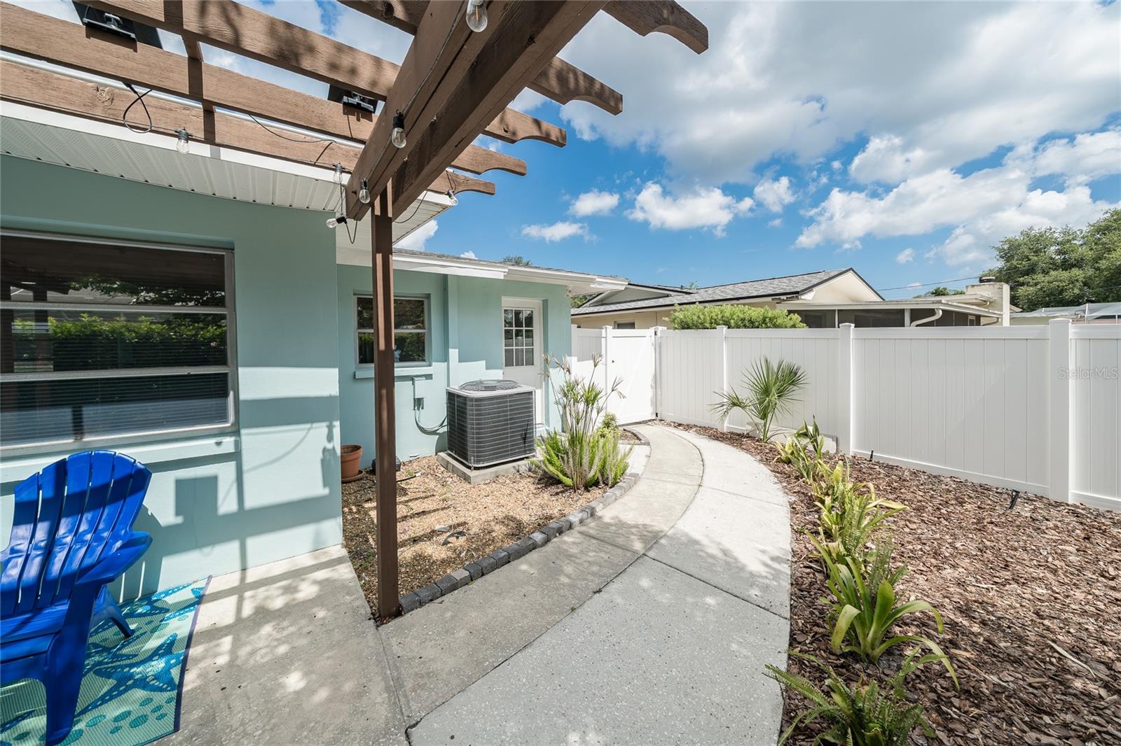 WINDSOR PARK - Residential