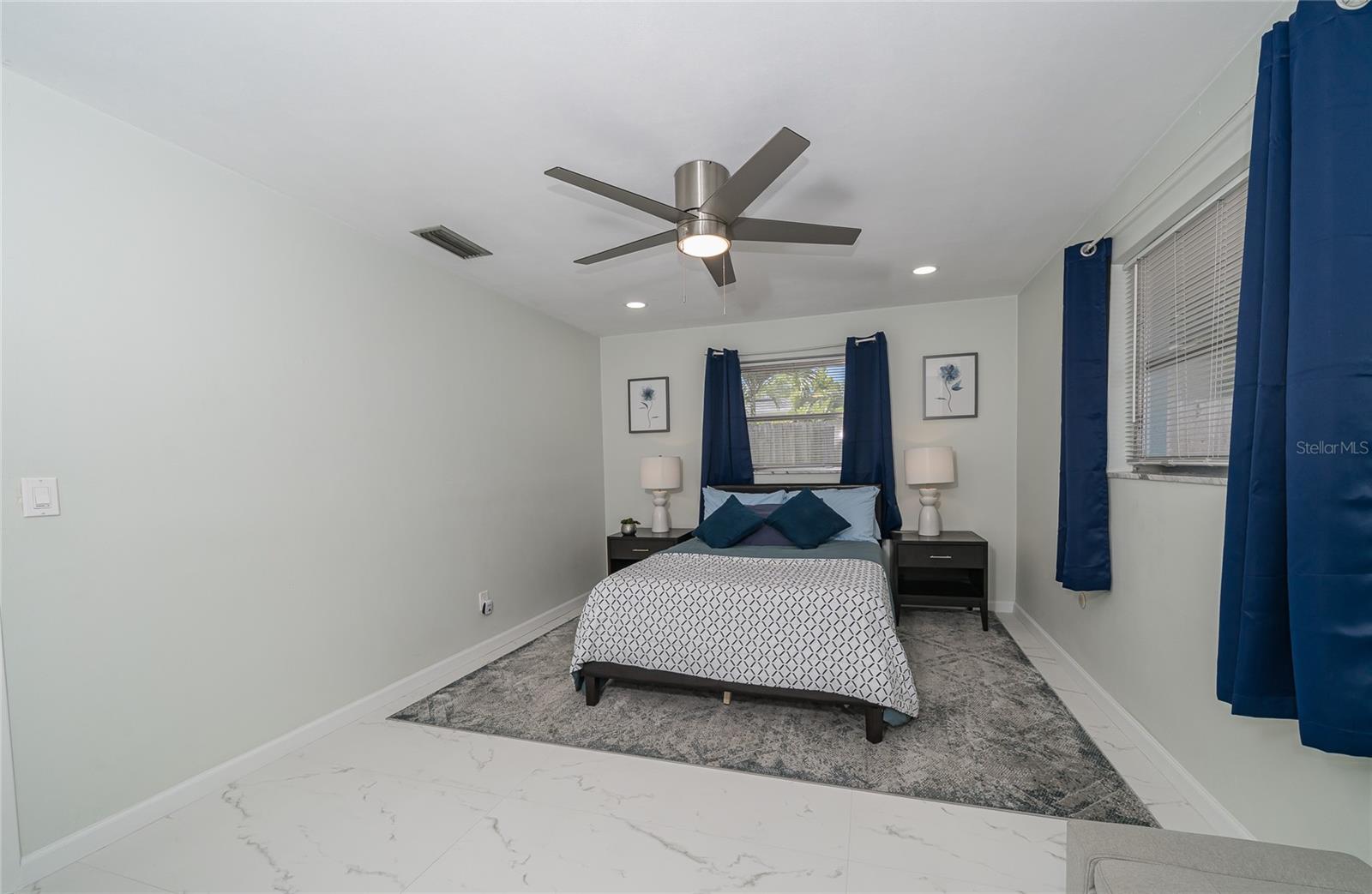 WINDSOR PARK - Residential