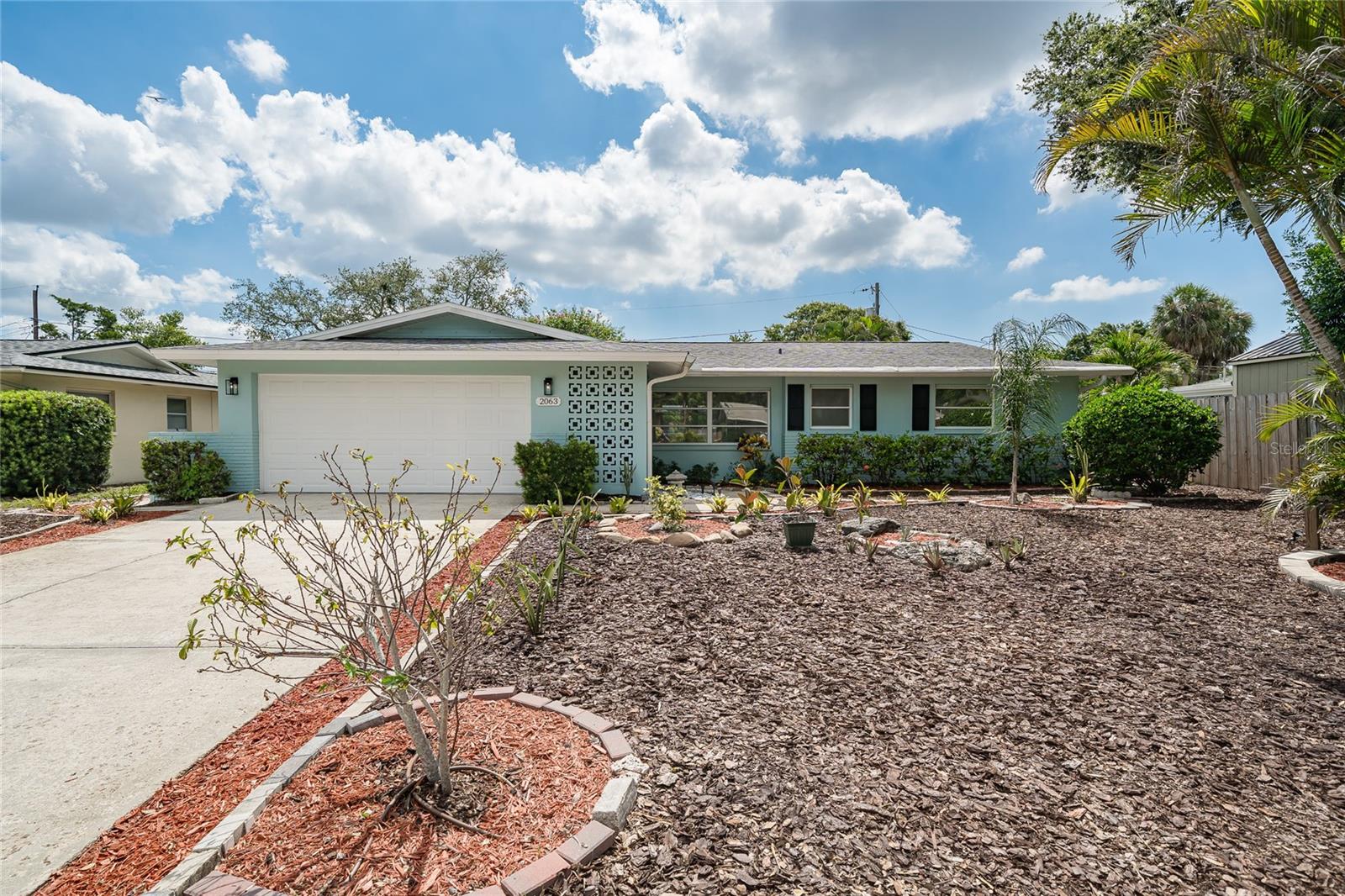 WINDSOR PARK - Residential