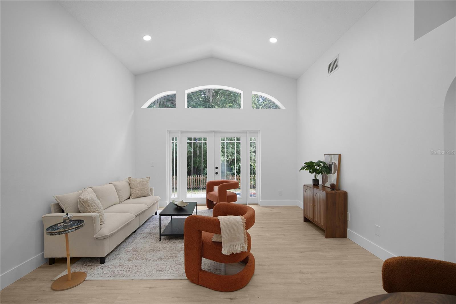 WINDING CREEK - Residential
