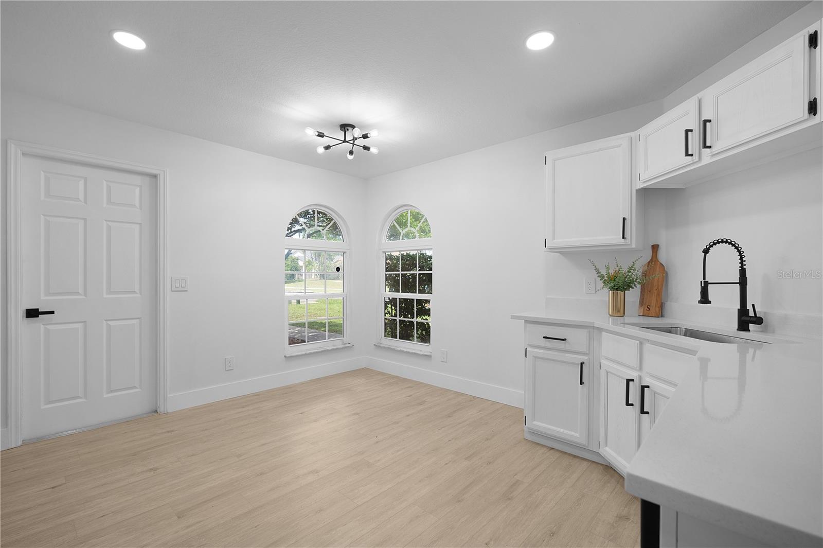 WINDING CREEK - Residential