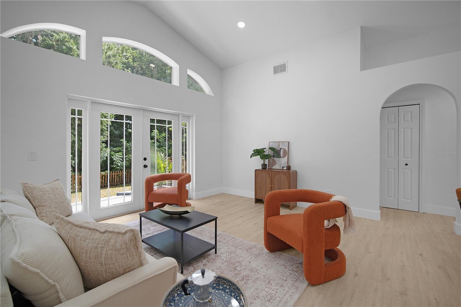 WINDING CREEK - Residential