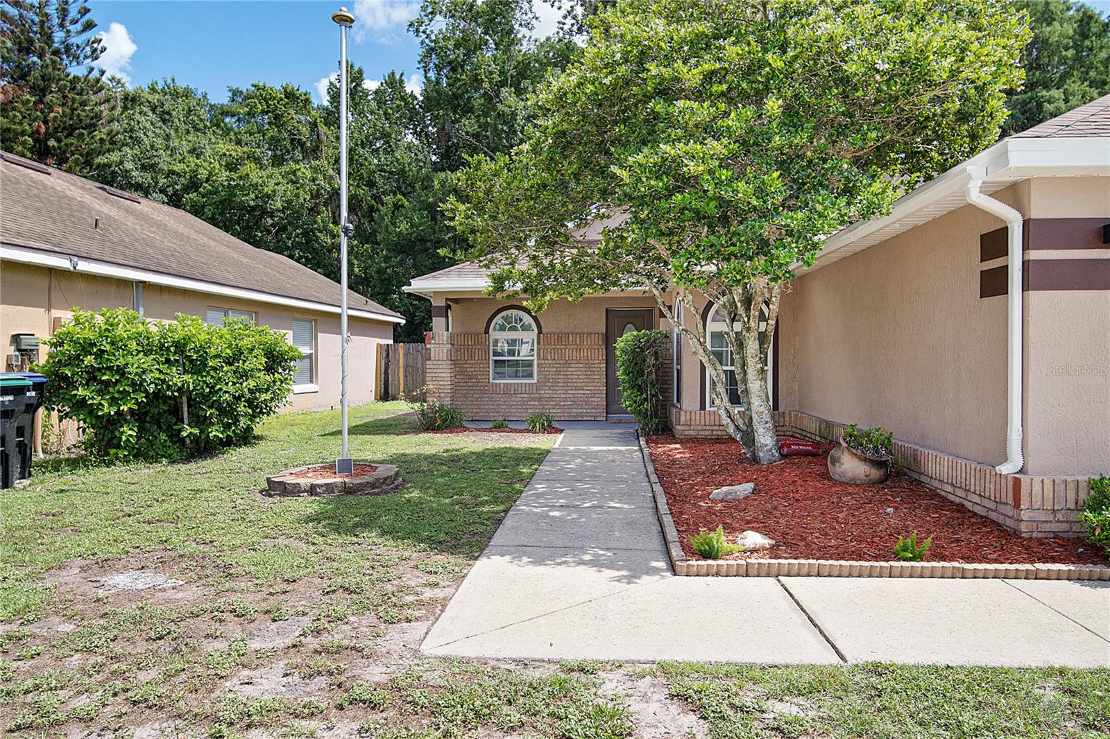 WINDING CREEK - Residential