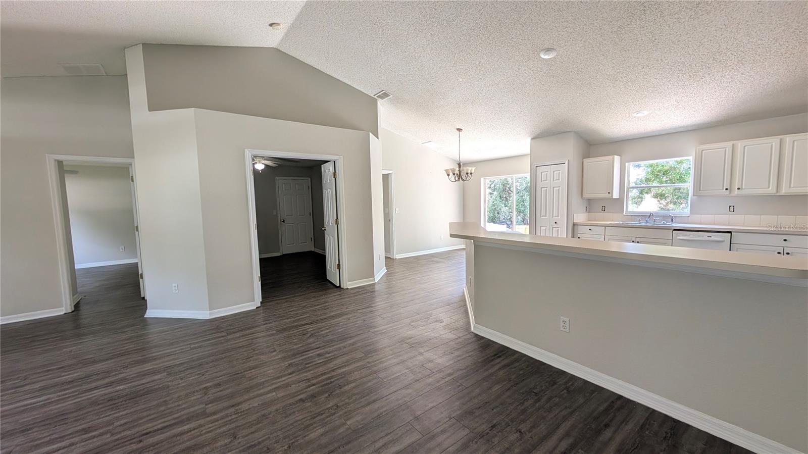 OAK VALLEY - Residential