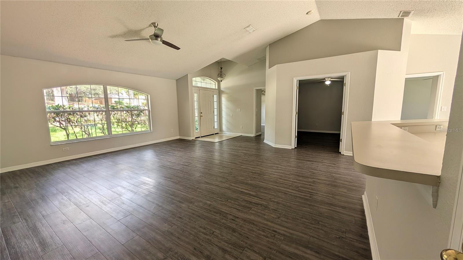 OAK VALLEY - Residential