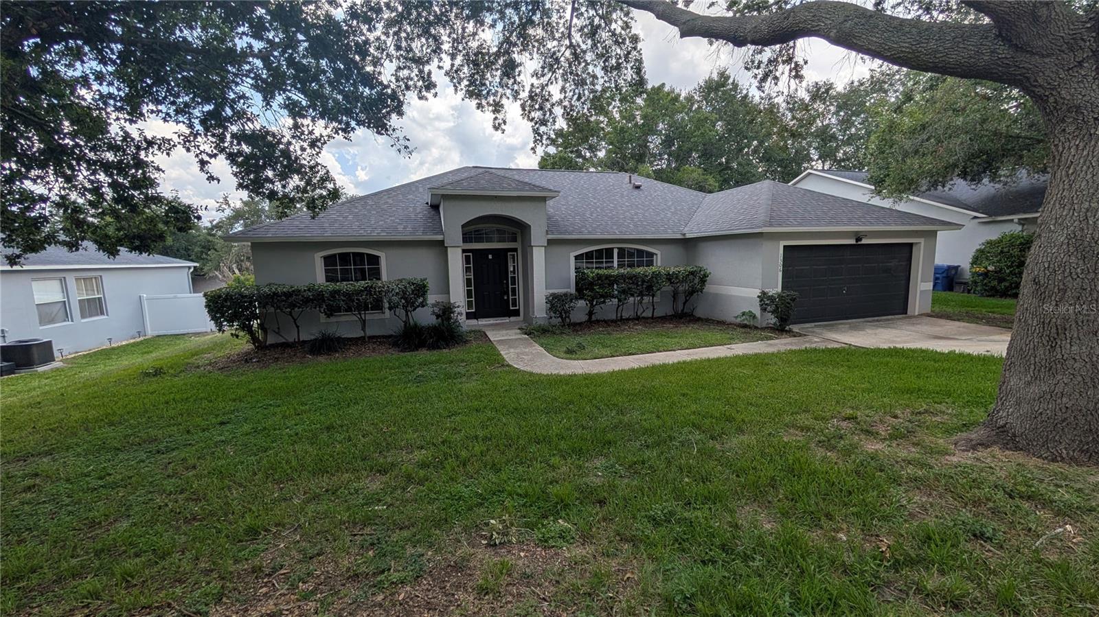 OAK VALLEY - Residential