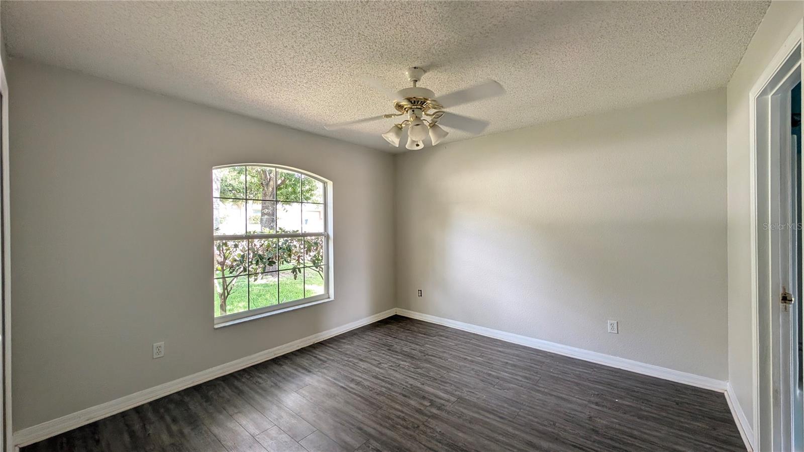 OAK VALLEY - Residential